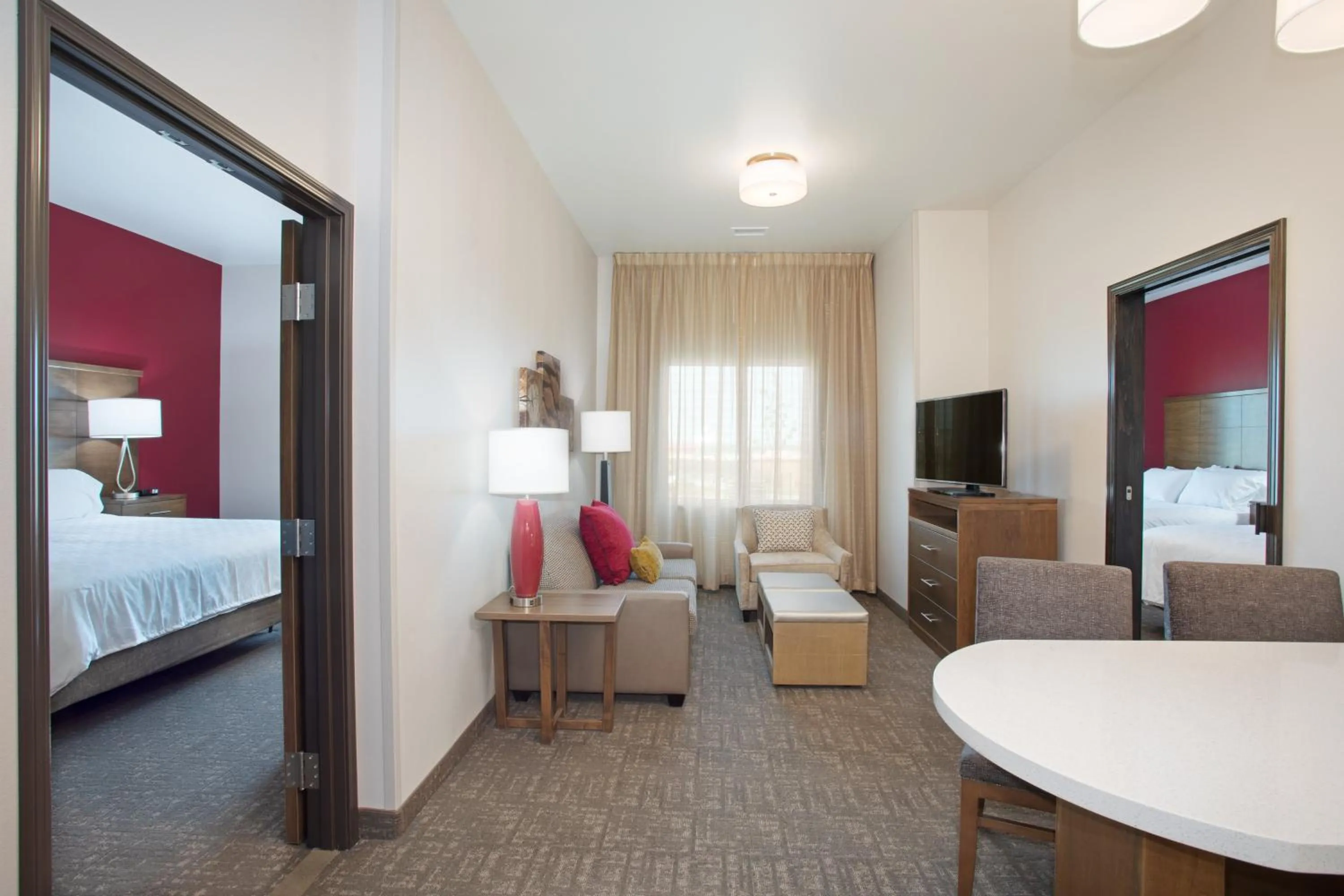 Photo of the whole room, Bed in Staybridge Suites Rapid City - Rushmore by IHG