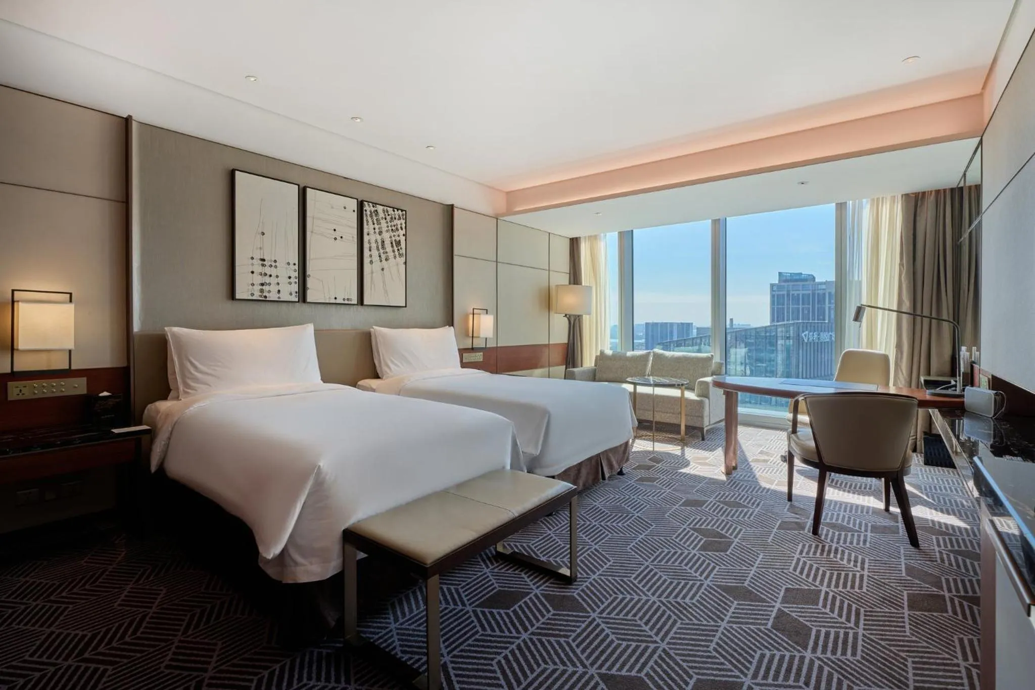 Photo of the whole room, Bed in InterContinental Guangzhou Exhibition Center by IHG