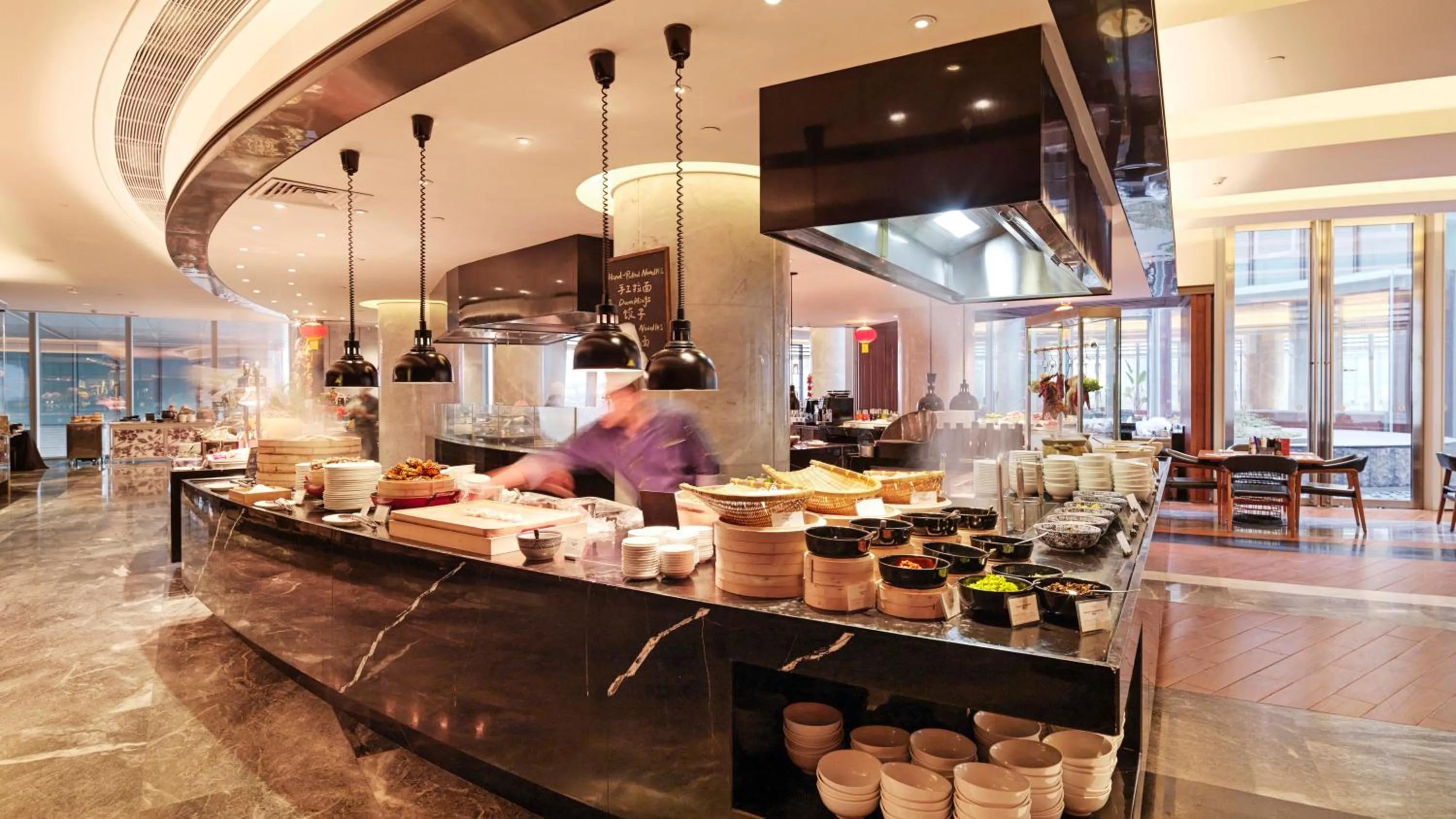 Restaurant/places to eat in InterContinental Guangzhou Exhibition Center by IHG