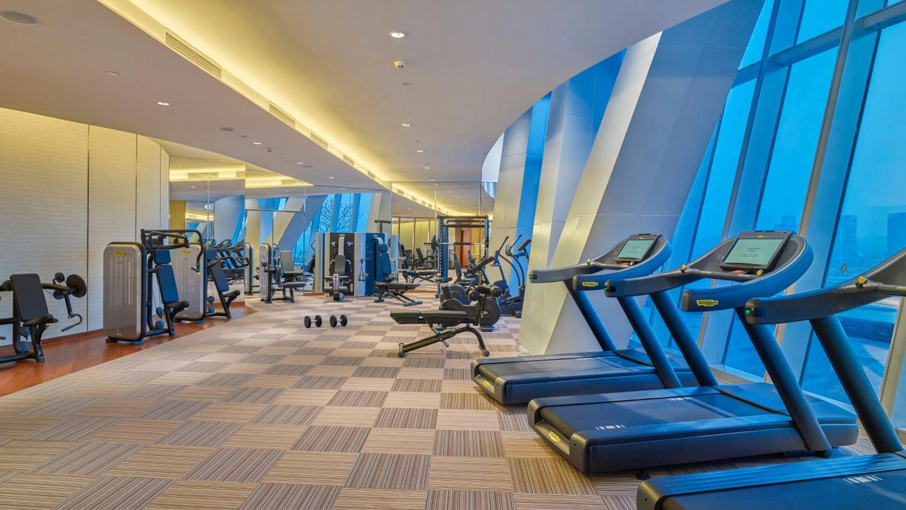 Fitness centre/facilities in InterContinental Guangzhou Exhibition Center by IHG