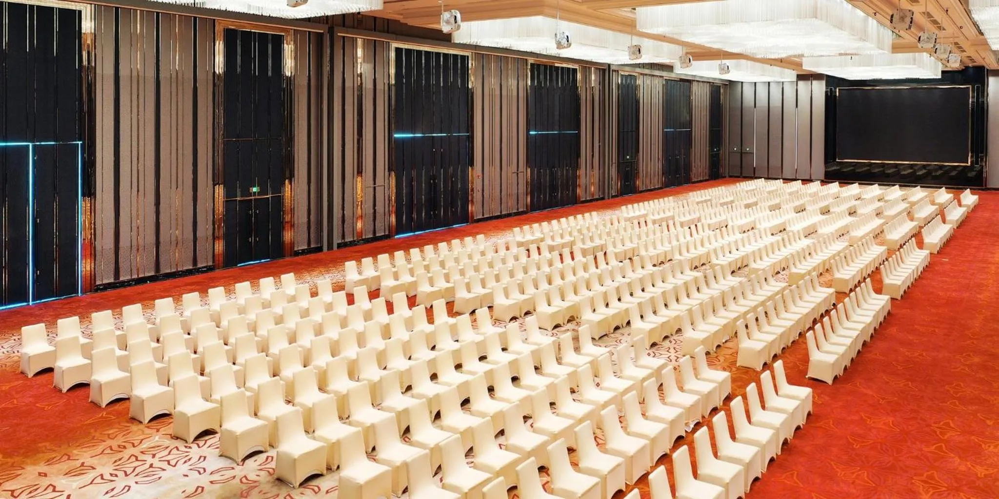 Banquet/Function facilities in InterContinental Guangzhou Exhibition Center by IHG