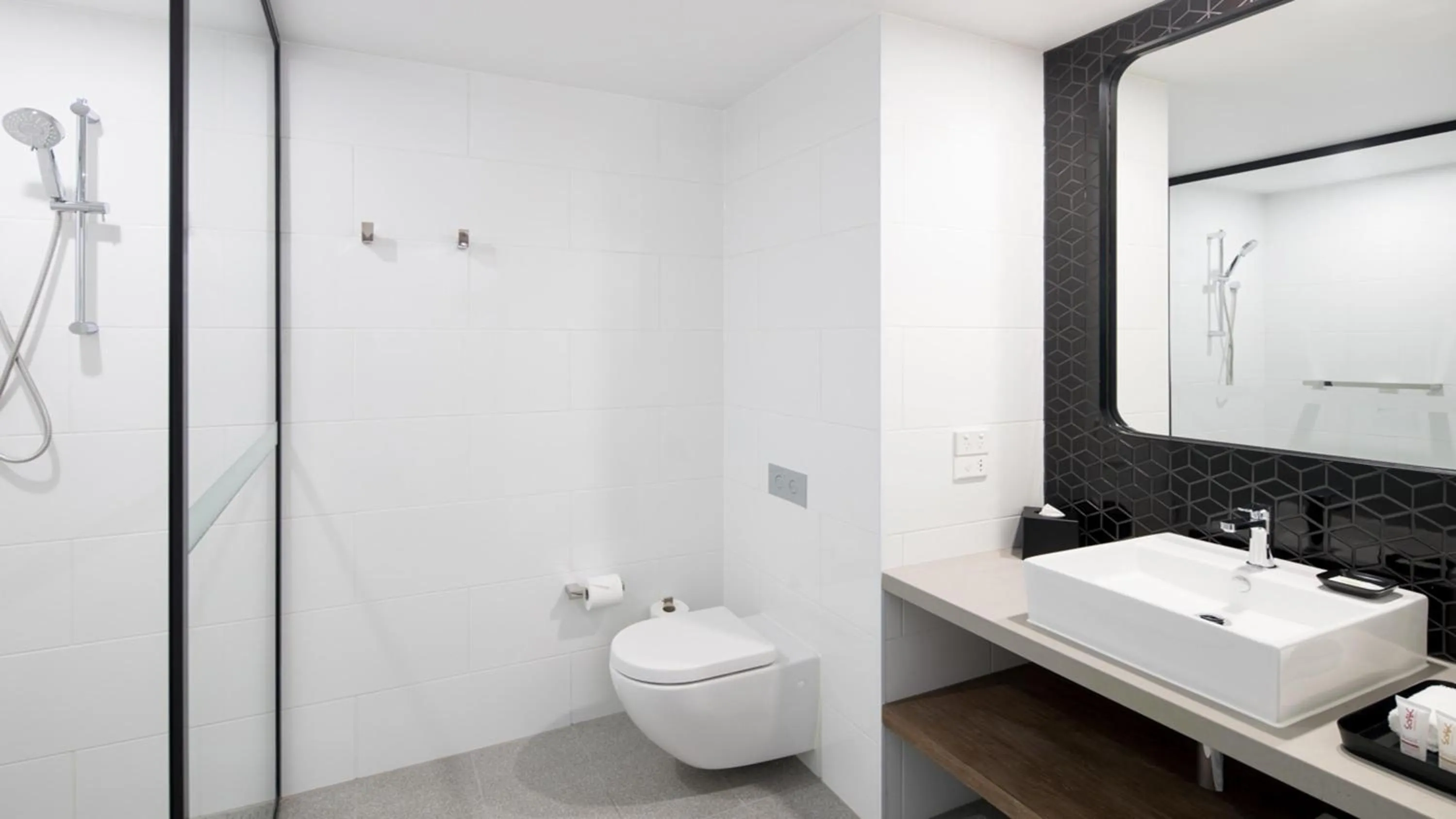 Bathroom in Holiday Inn Sydney St Marys by IHG