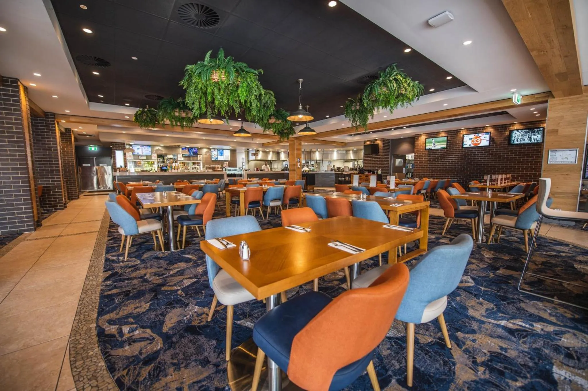 Restaurant/places to eat in Holiday Inn Sydney St Marys by IHG