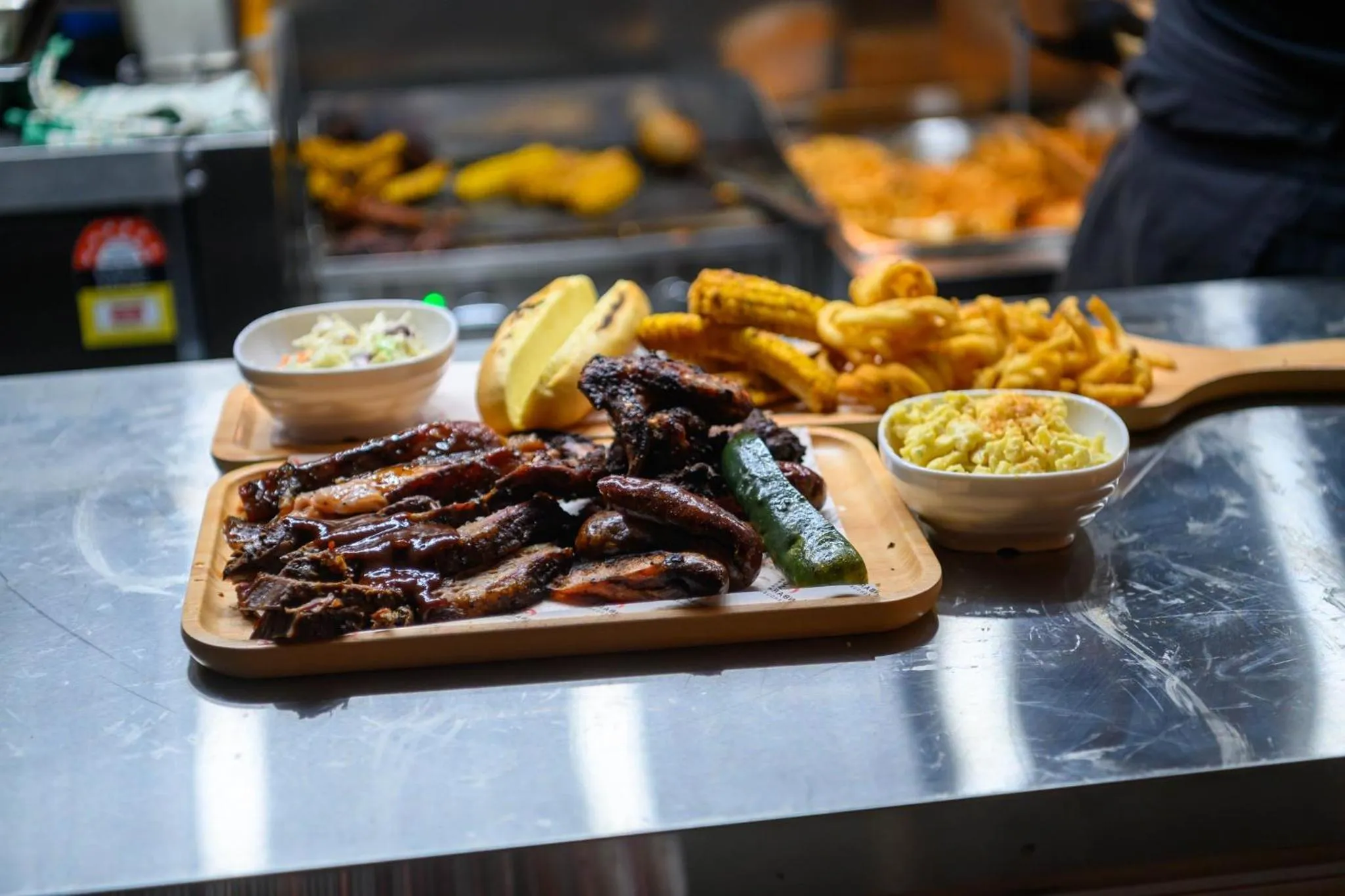 Restaurant/places to eat in Holiday Inn Sydney St Marys by IHG