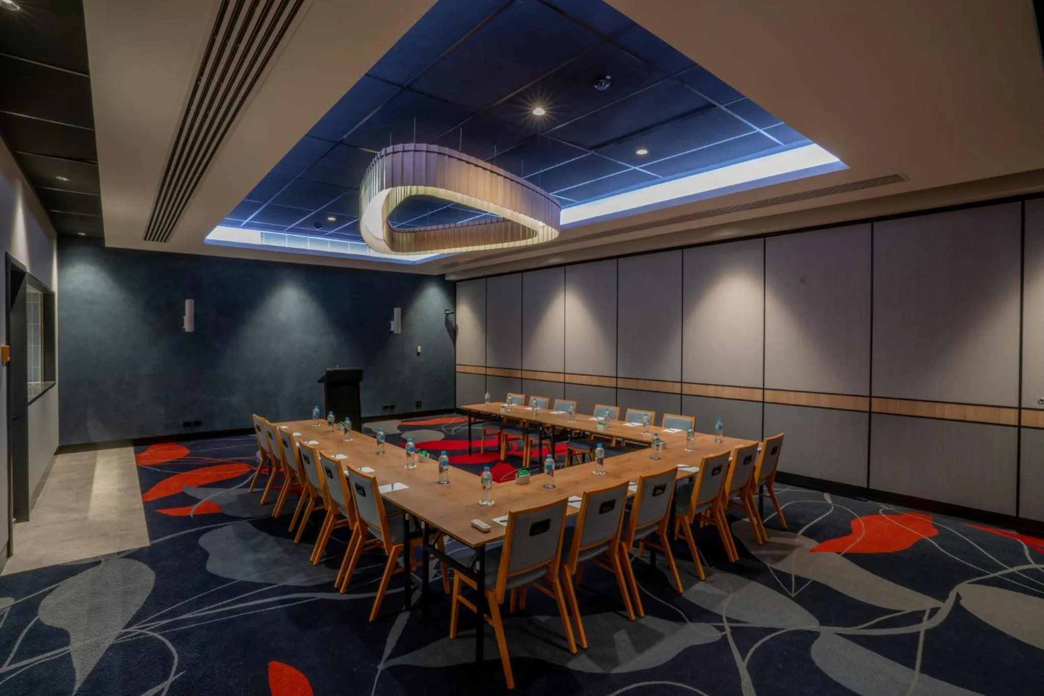 Meeting/conference room in Holiday Inn Sydney St Marys by IHG