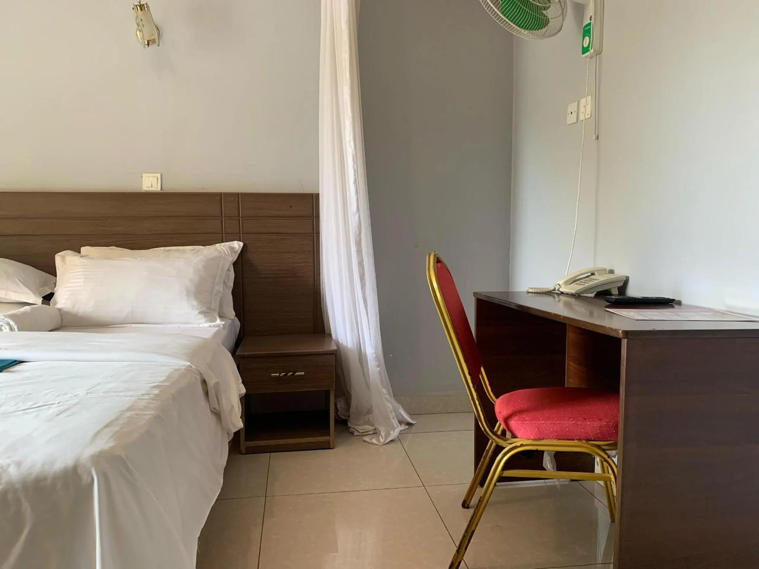 Bed in Agenda 2000 Hotels Ltd