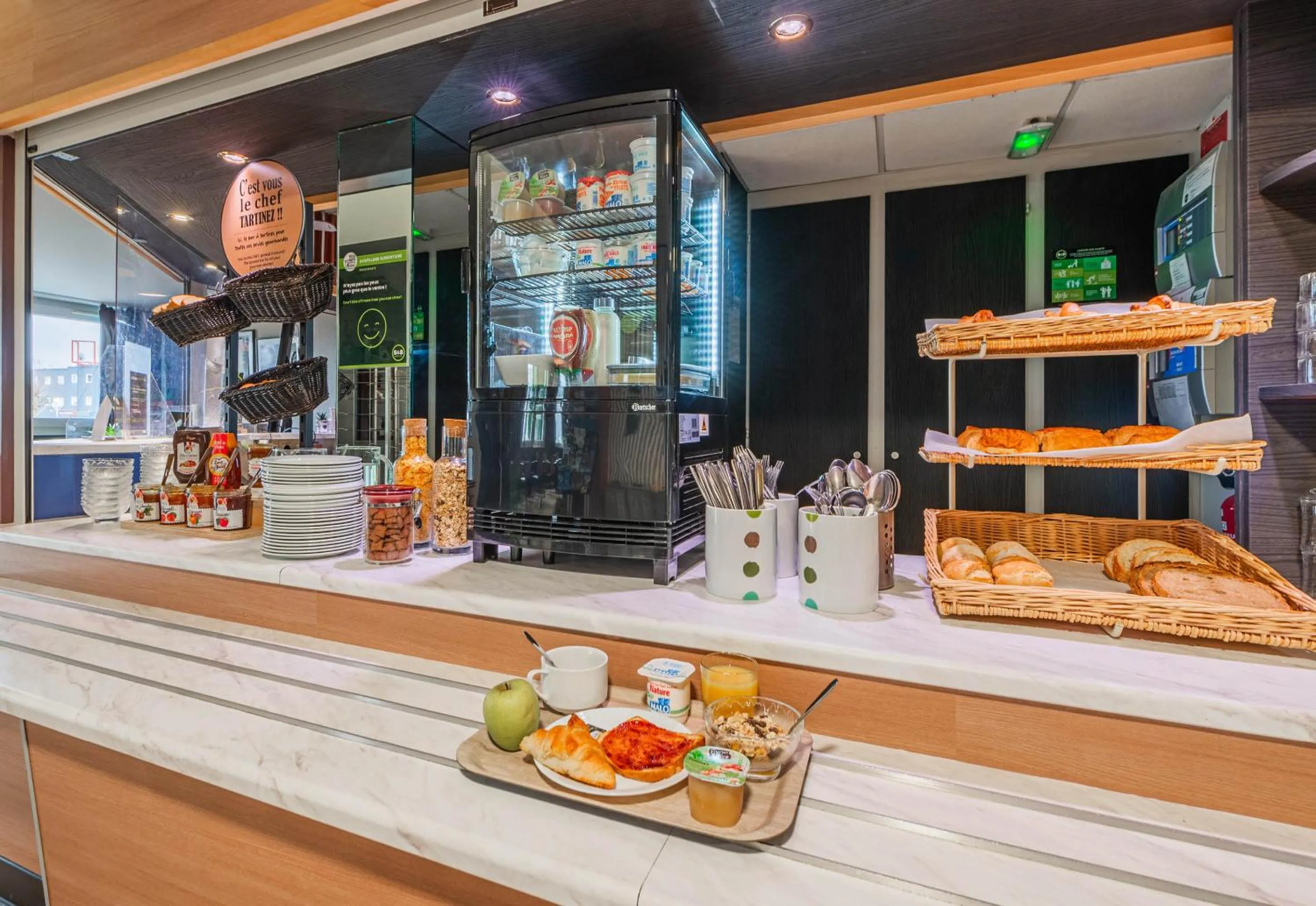 Breakfast in B&B HOTEL Mulhouse Kingersheim