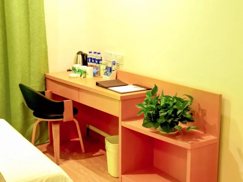 Vatica Suzhou Yongqiao District Yinhe 2 Road Wanda Plaza Hotel