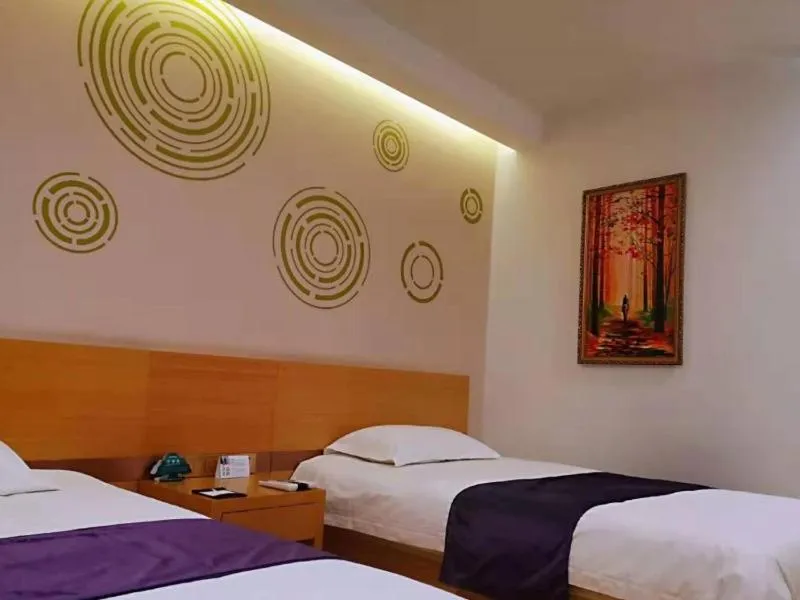 Bed in GreenTree Inn DaLian JinZhou District Light Industry College Express Hotel