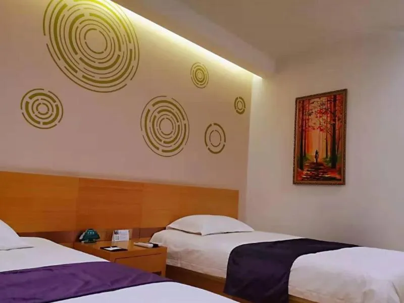 Bed in GreenTree Inn DaLian JinZhou District Light Industry College Express Hotel