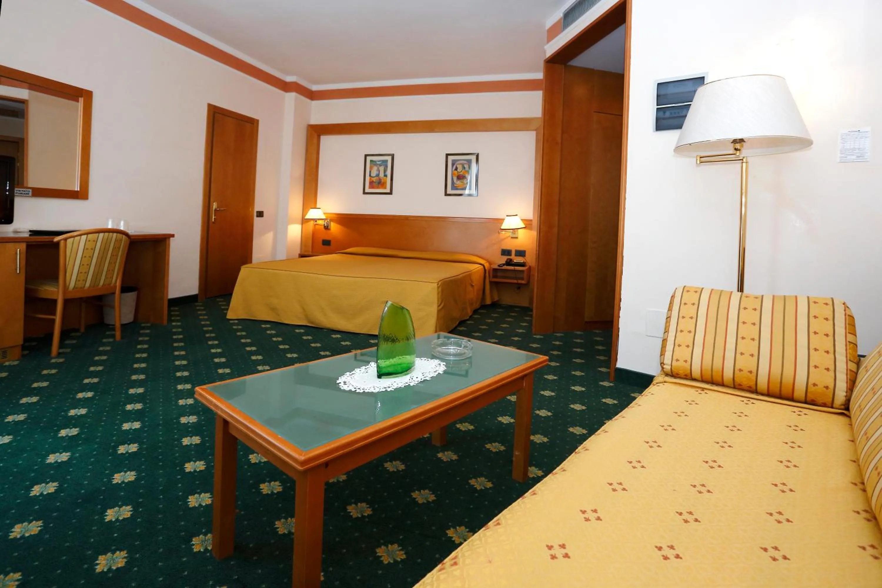 Bed in Hotel Estense