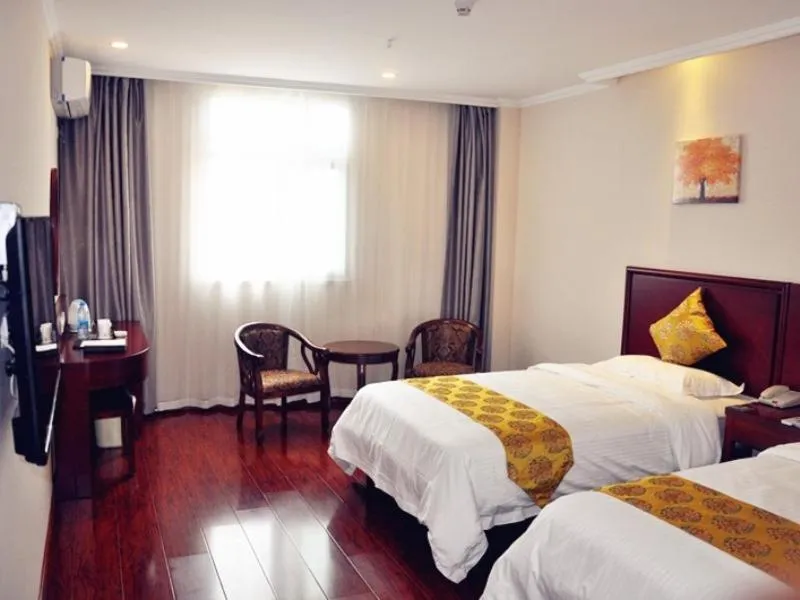 Bed in GreenTree Inn XuZhou Benteng Avenue Express Hotel