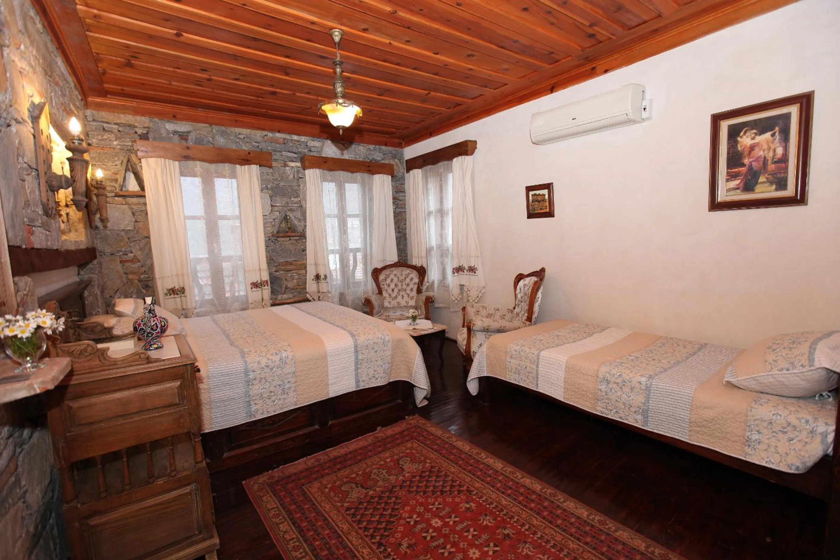 Bedroom in Kirkinca Hotel