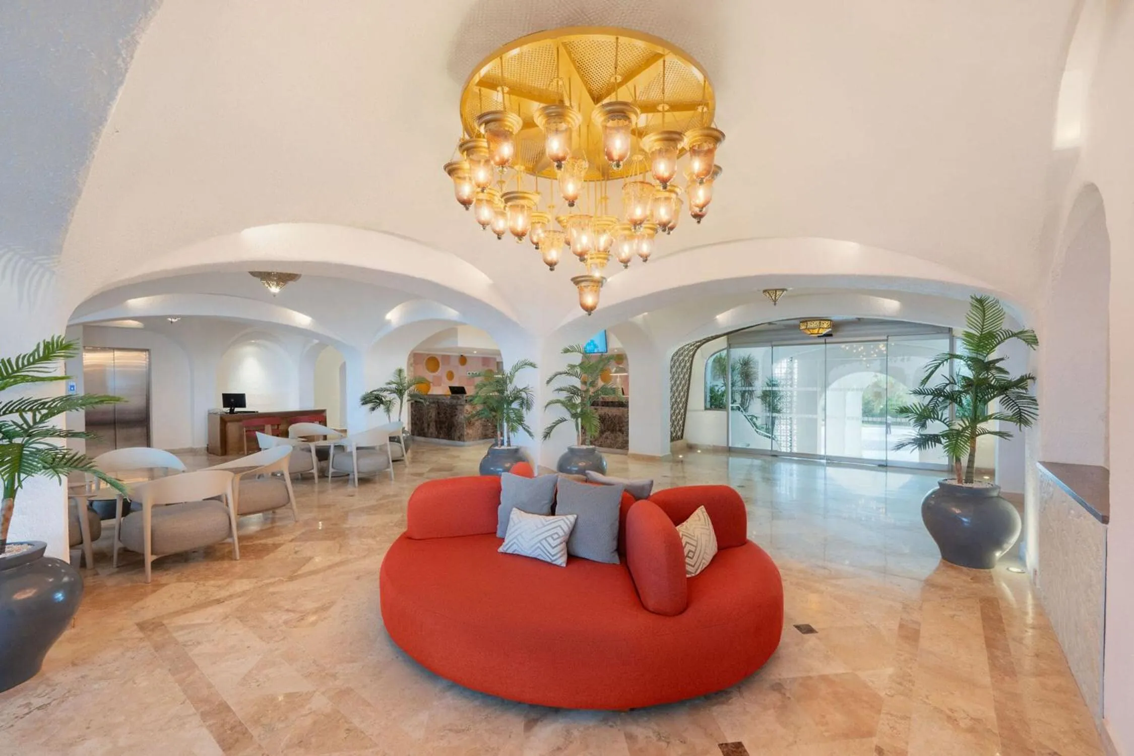 Living room in GR Solaris Caribe Adults Only - All Inclusive