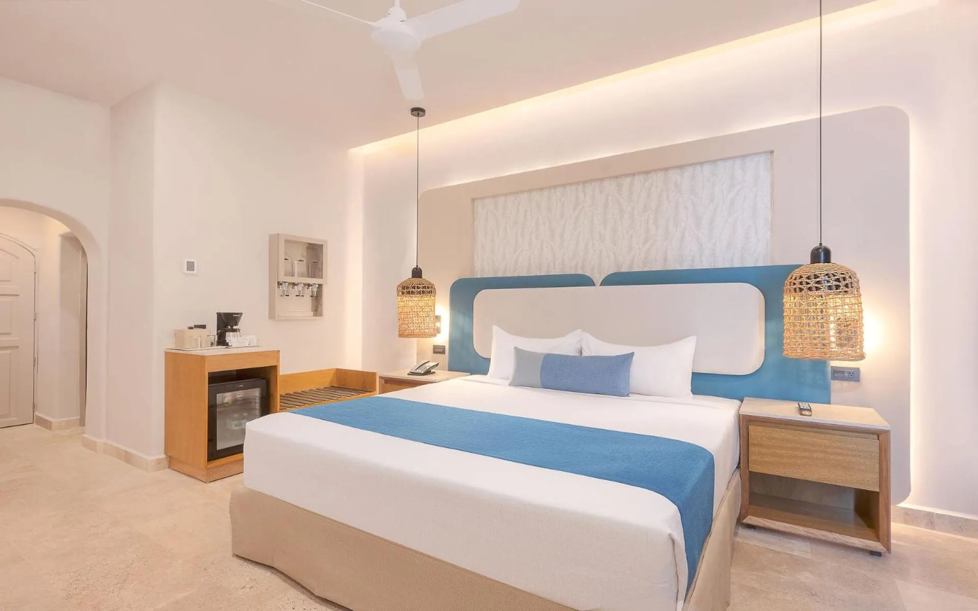 Bed in GR Solaris Caribe Adults Only - All Inclusive