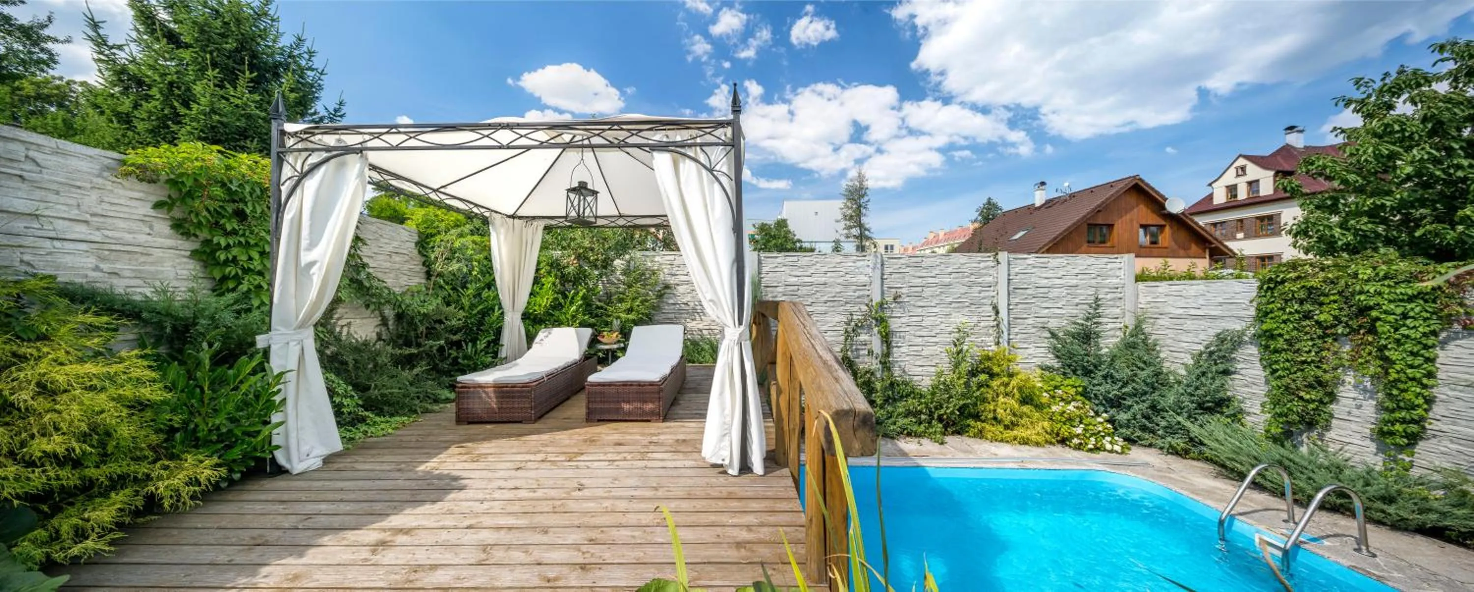 Hot Spring Bath in Pytloun Wellness Travel Hotel