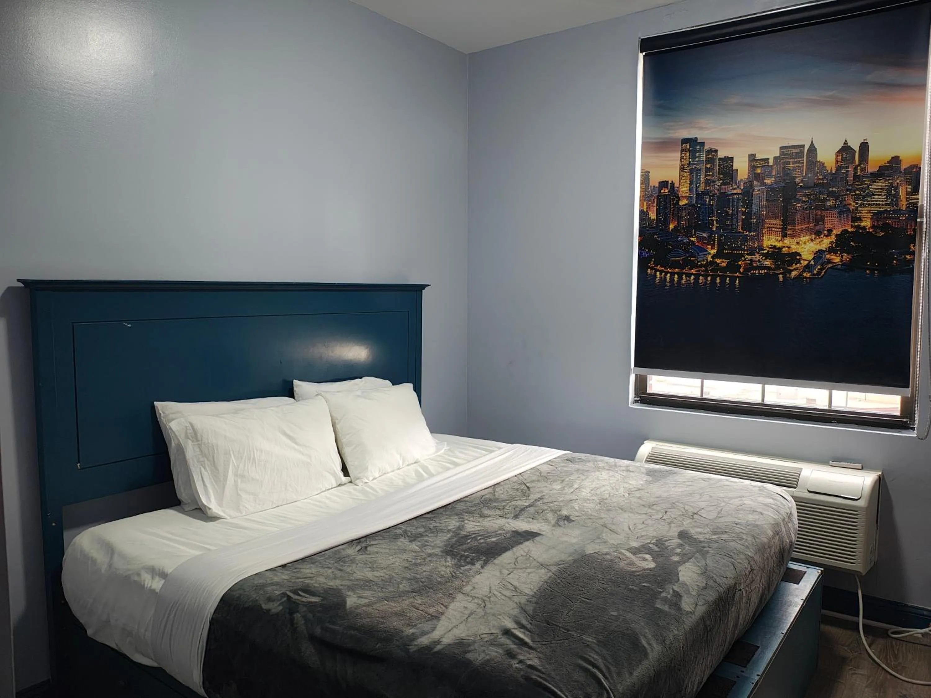 Property building, Bed in Essence hotel