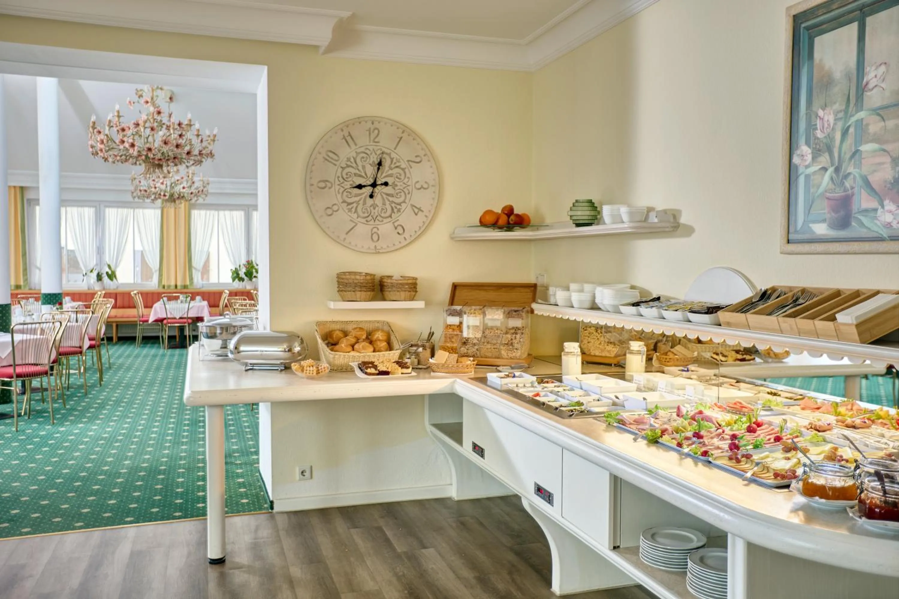 Breakfast in Hotel Mayer