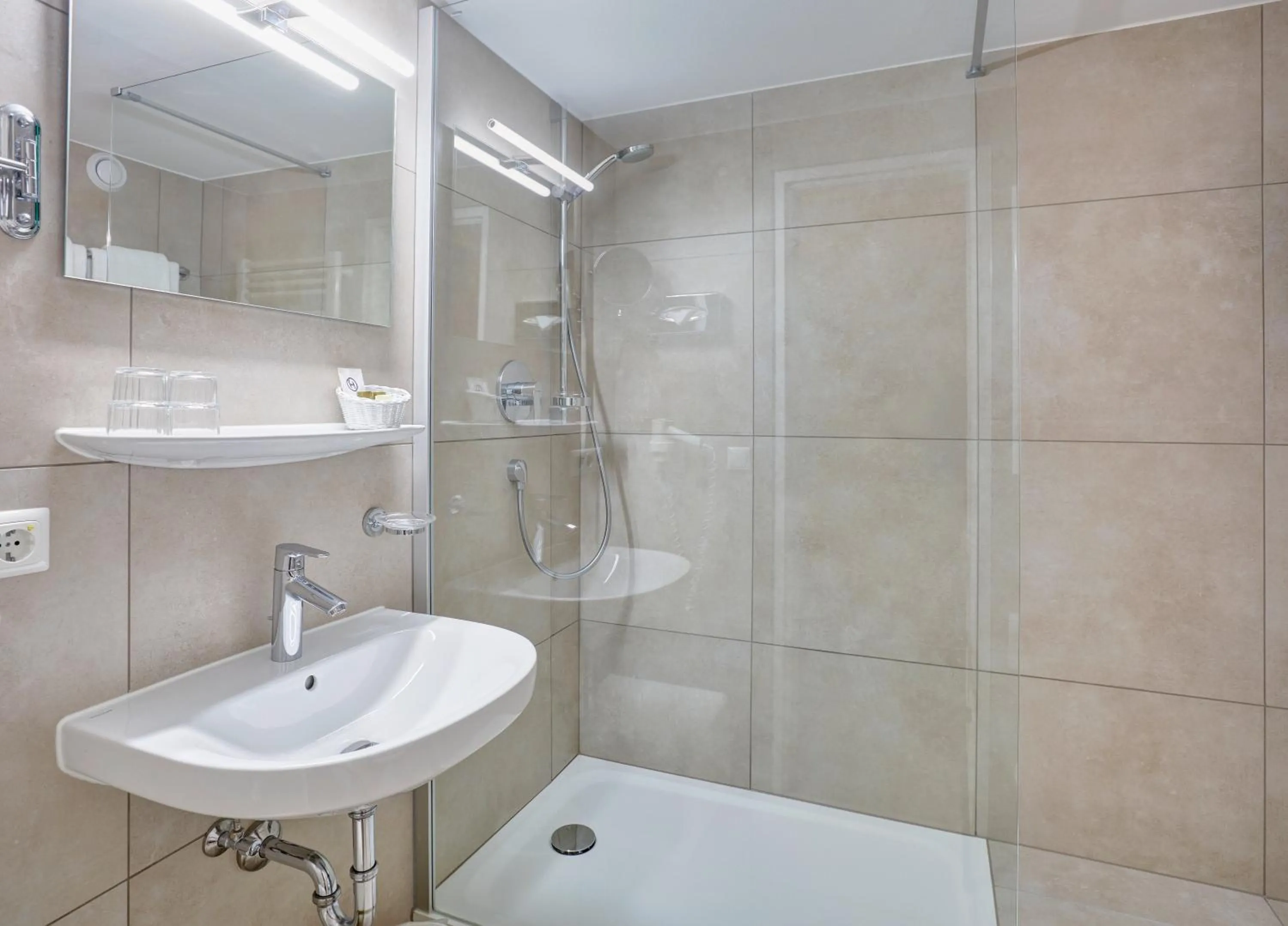 Bathroom in Hotel Mayer