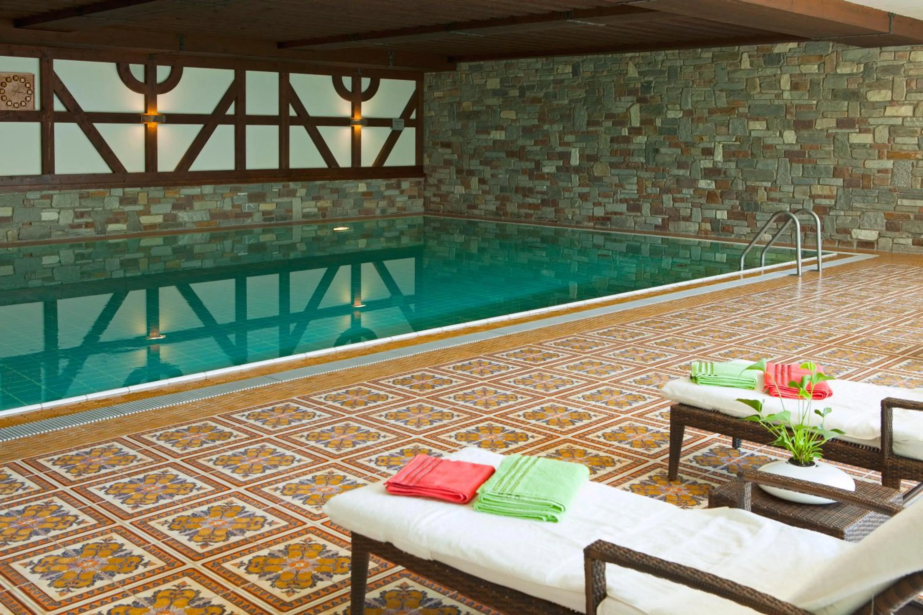 Swimming pool in Hotel Mayer