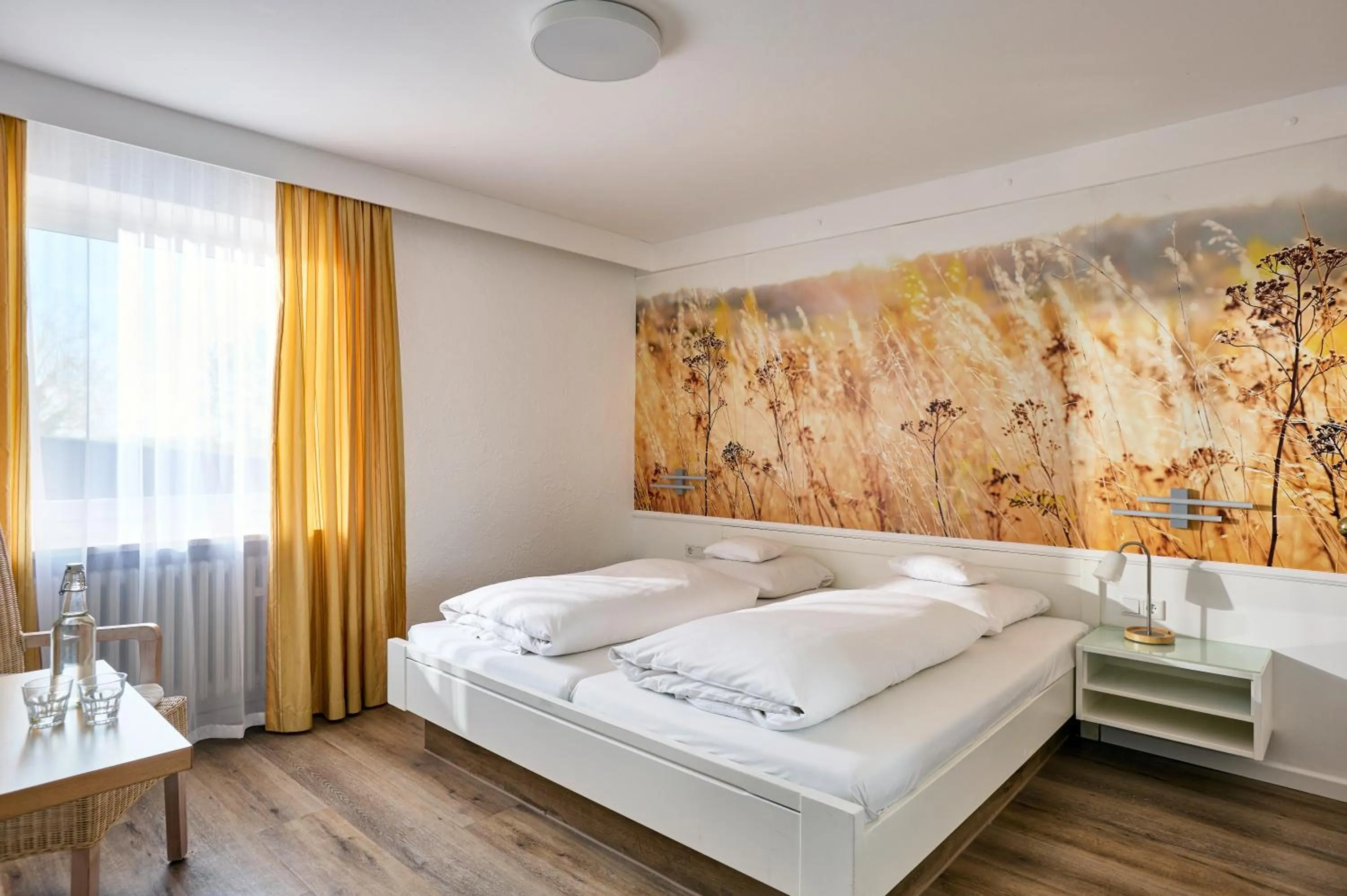 Photo of the whole room, Bed in Hotel Mayer