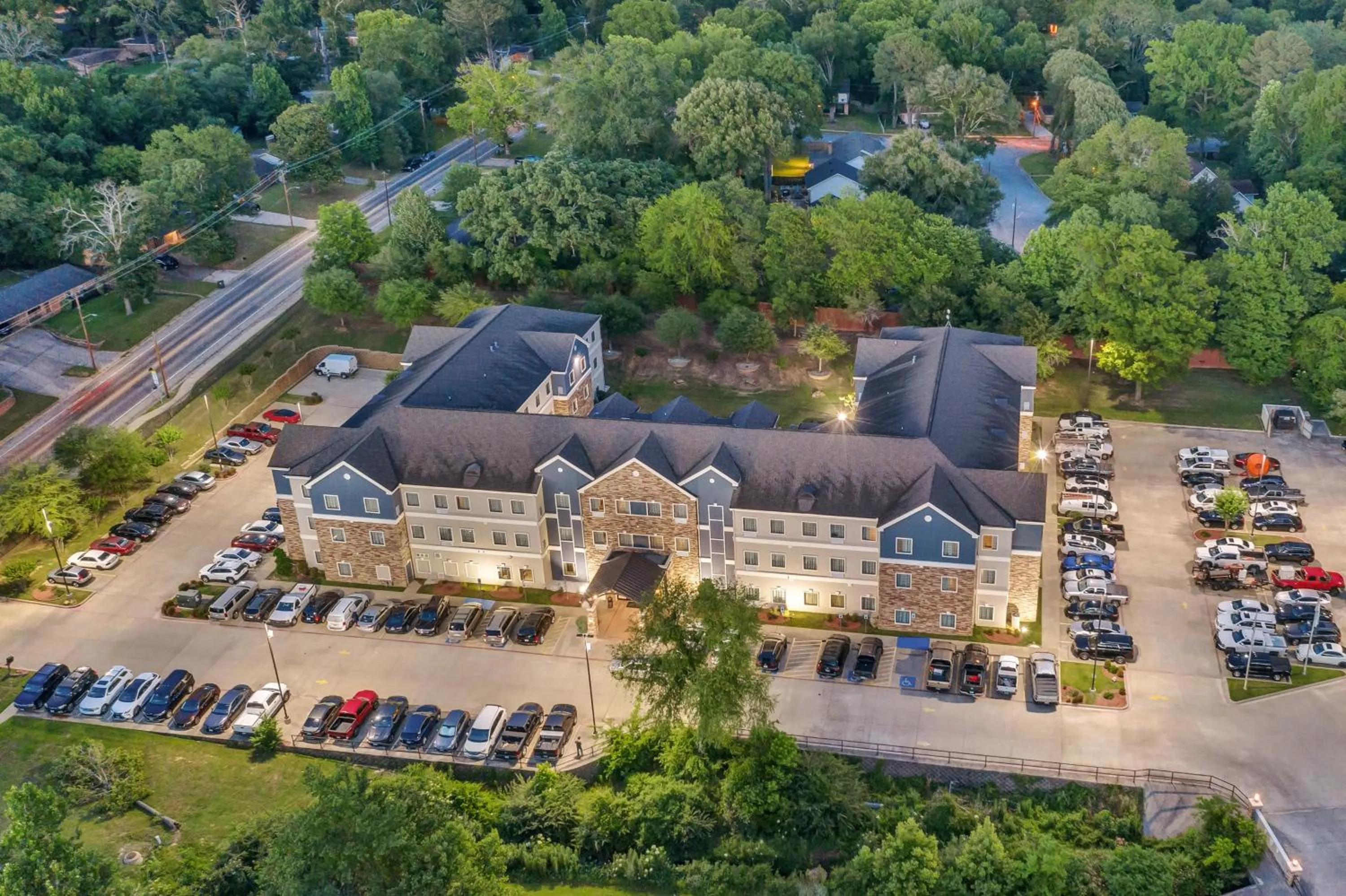 Property building in Staybridge Suites Tyler University Area by IHG