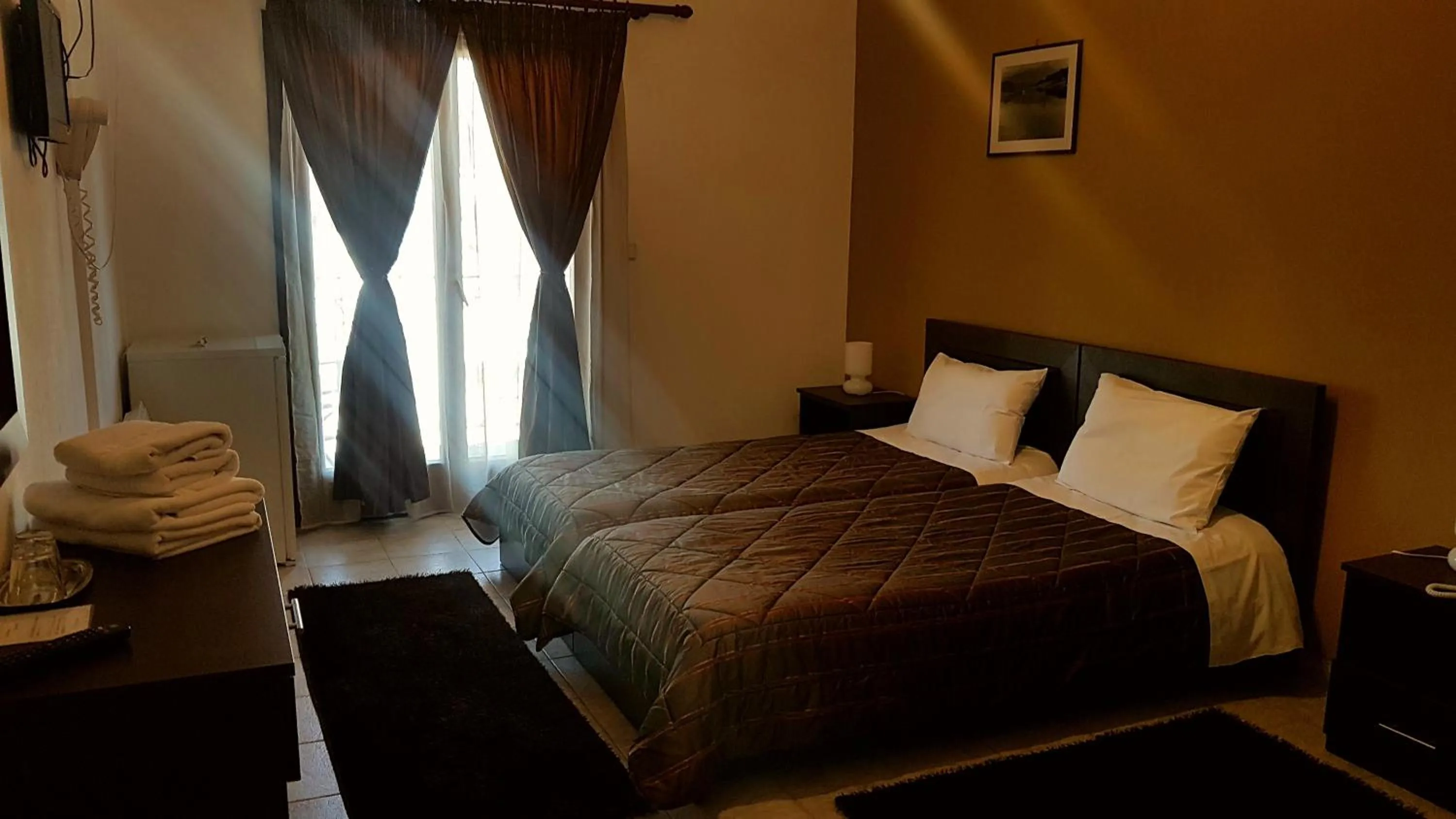 Bedroom, Bed in Hotel Odysseas