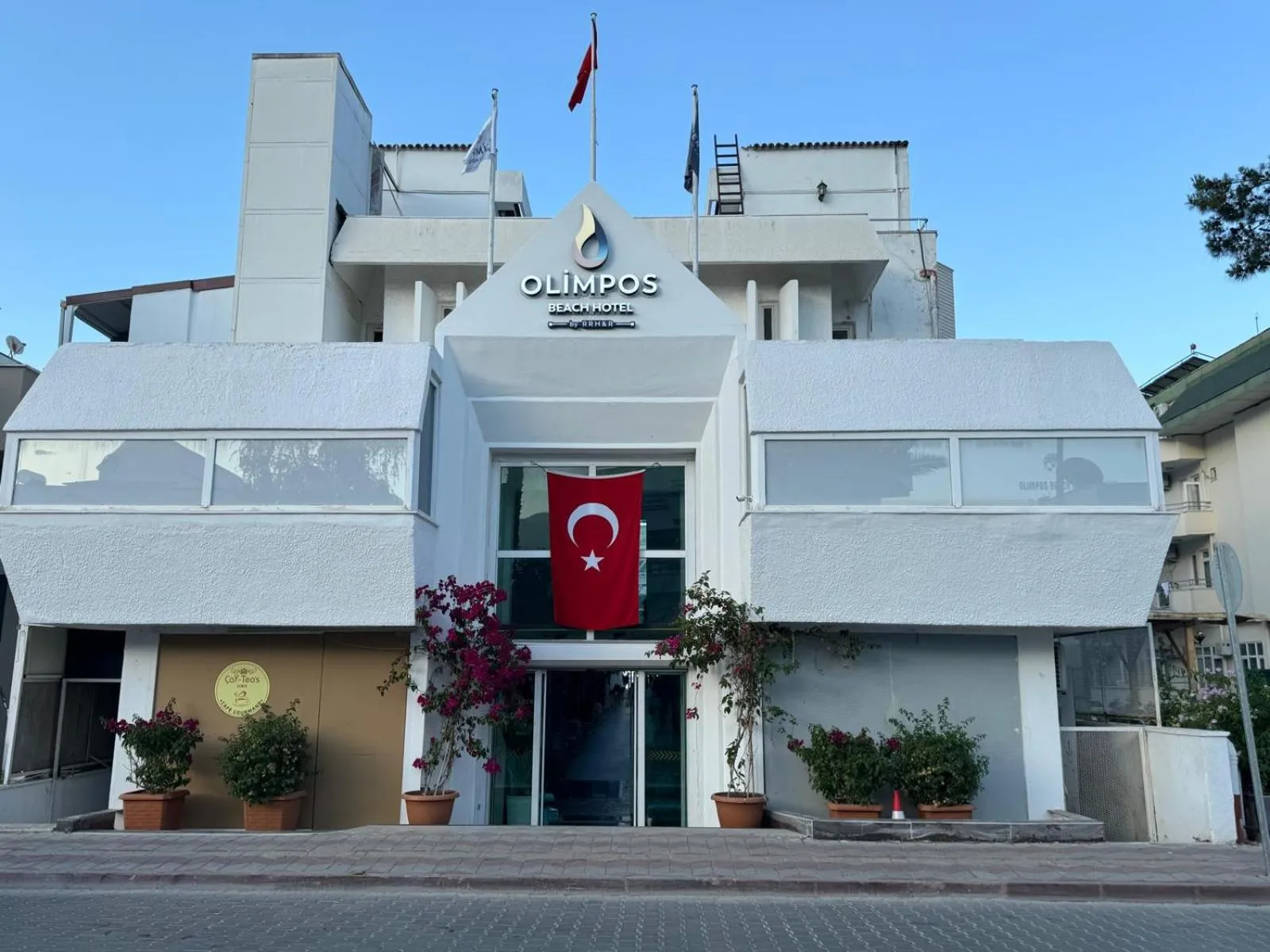 Property building in Olimpos Beach Hotel by RRH&R