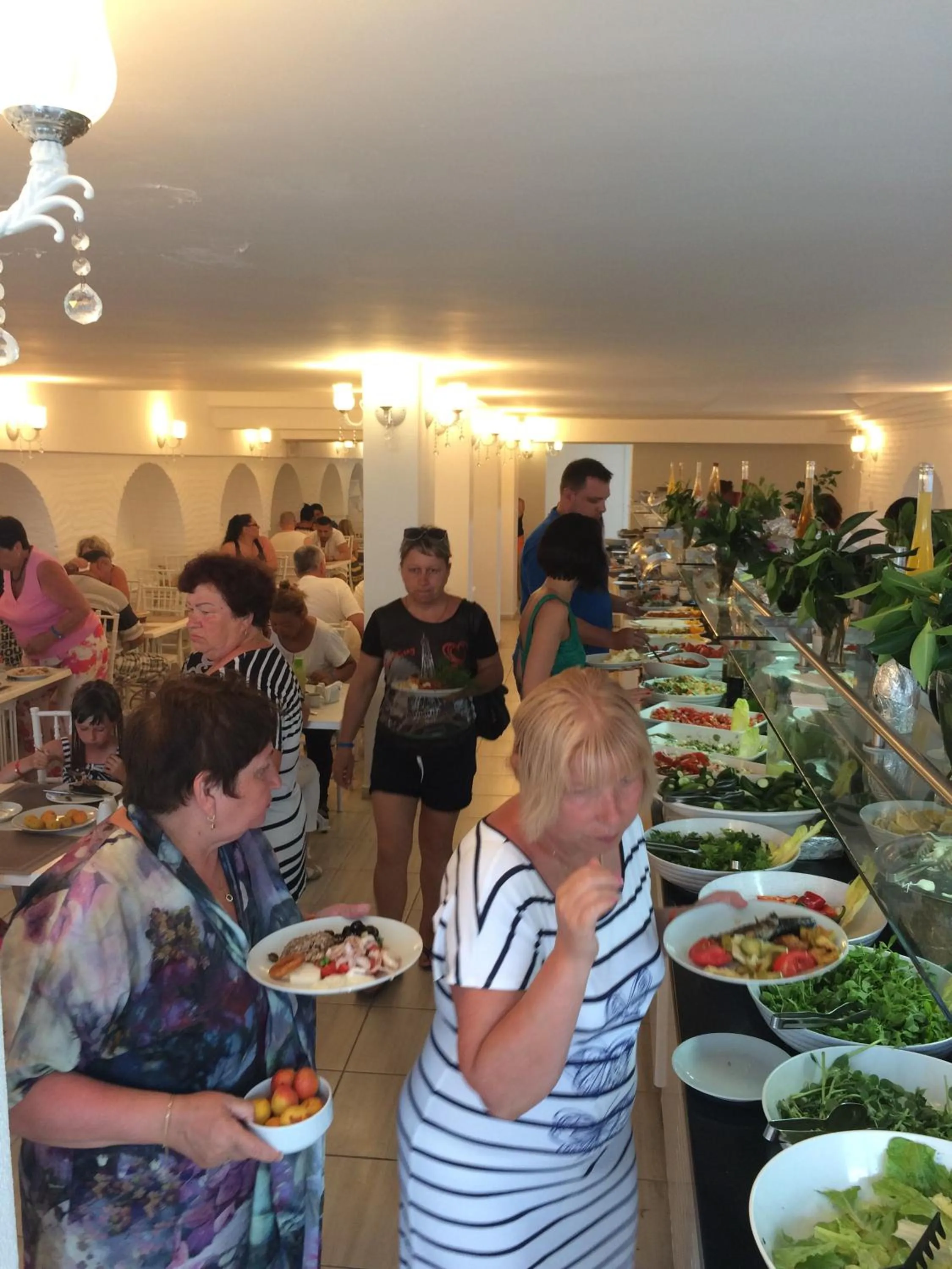 Restaurant/places to eat in Olimpos Beach Hotel by RRH&R