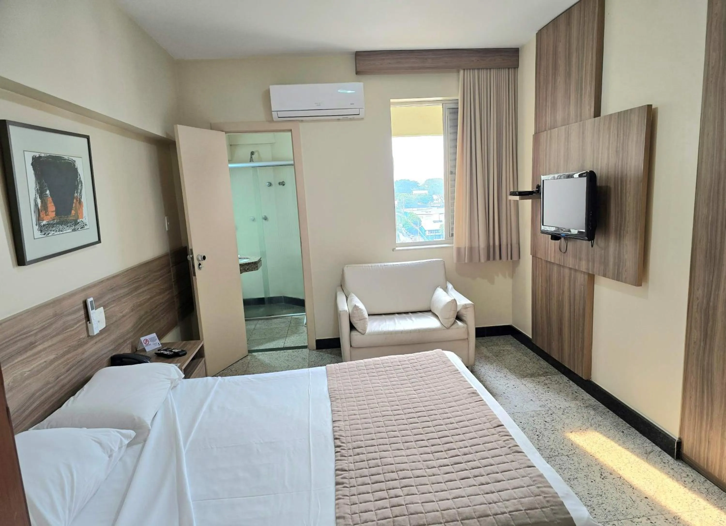 Bedroom, Bed in Via Contorno Hotel