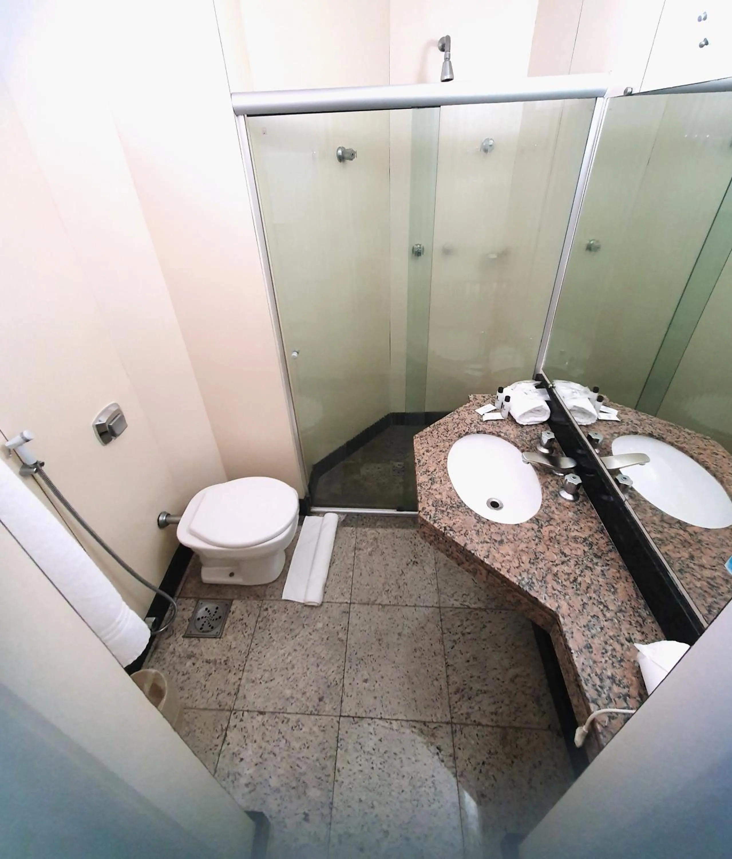 Bathroom in Via Contorno Hotel