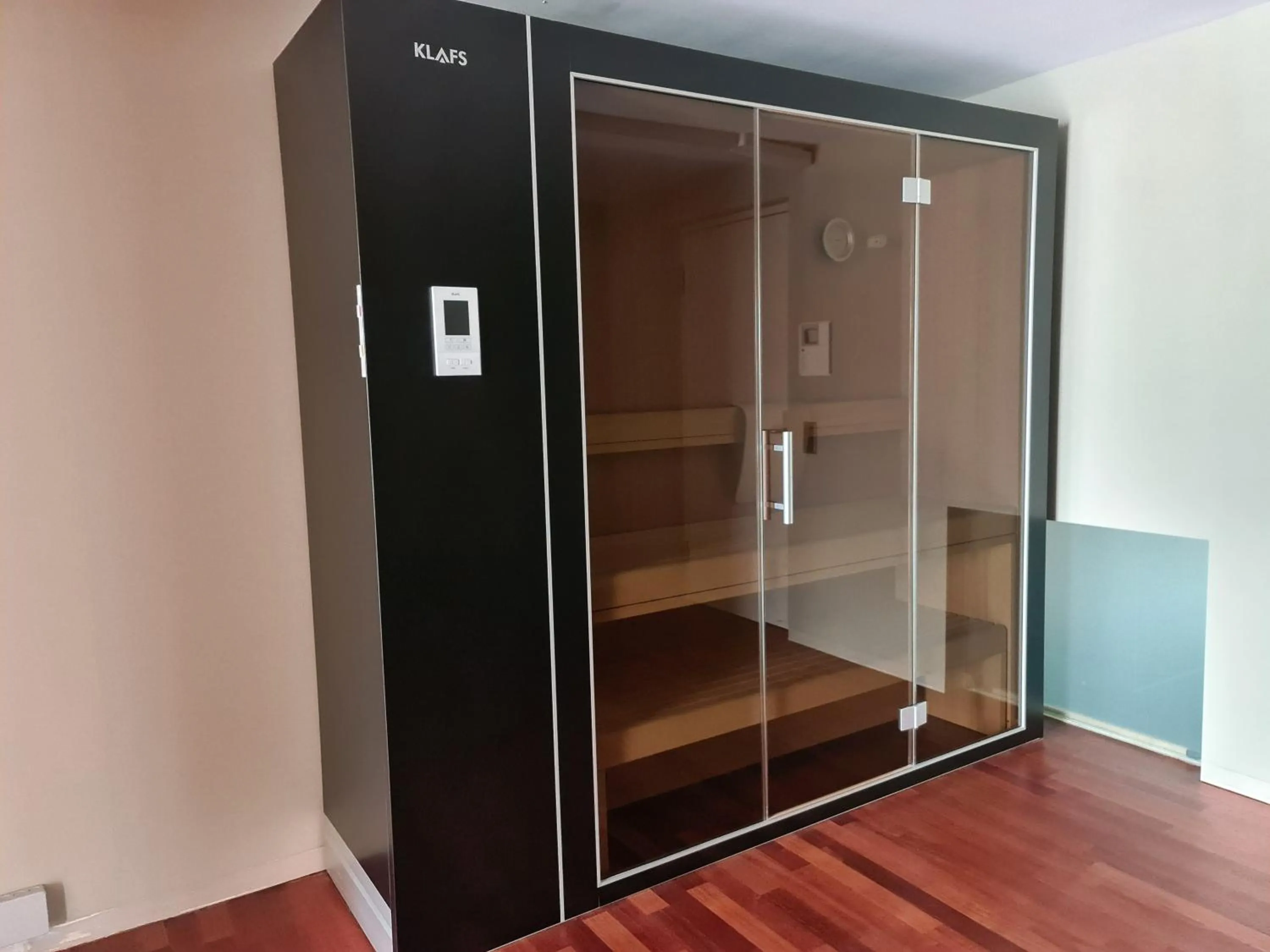 Sauna in Lucerne Lake View Apartments