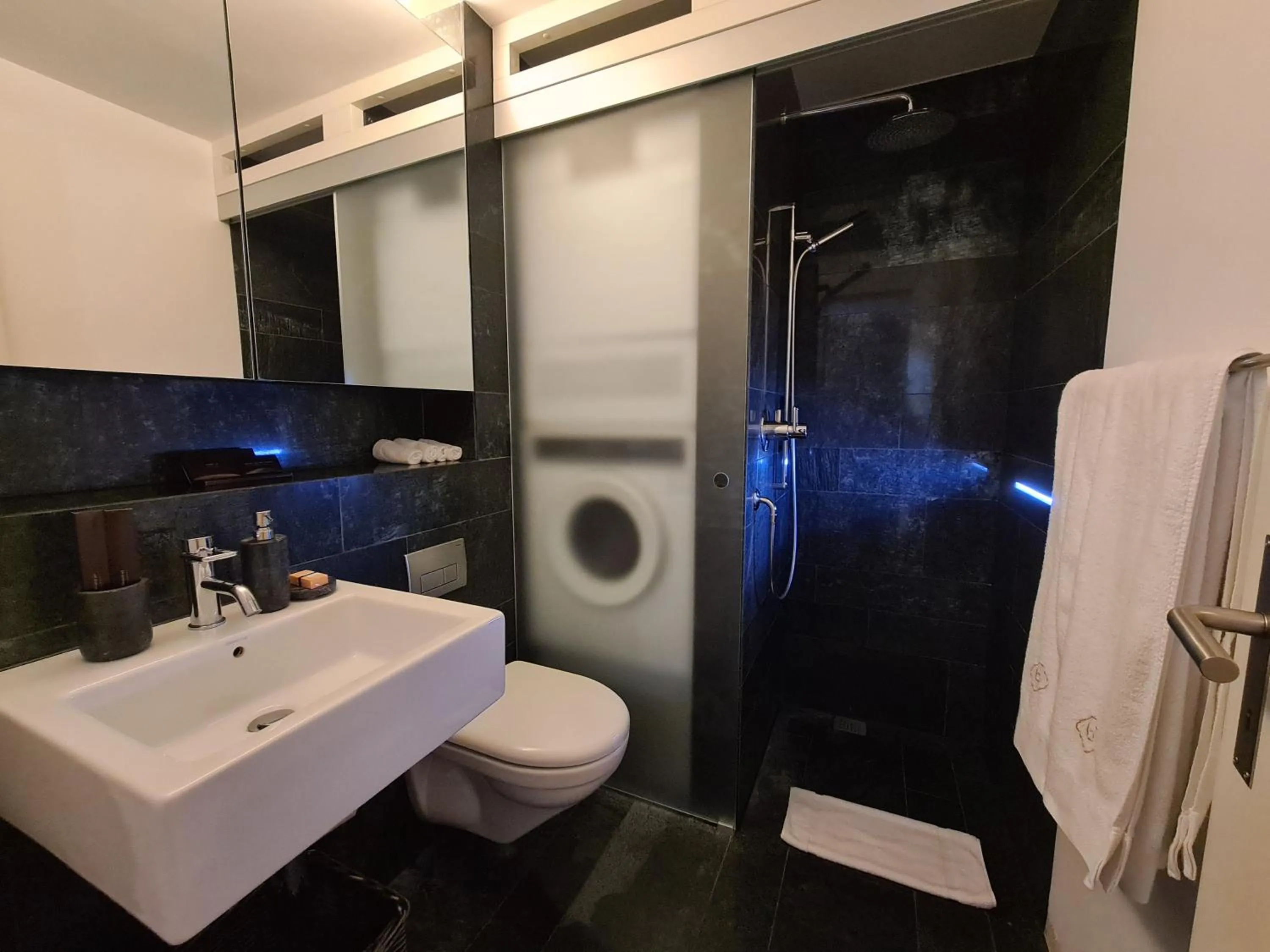 Bathroom in Lucerne Lake View Apartments