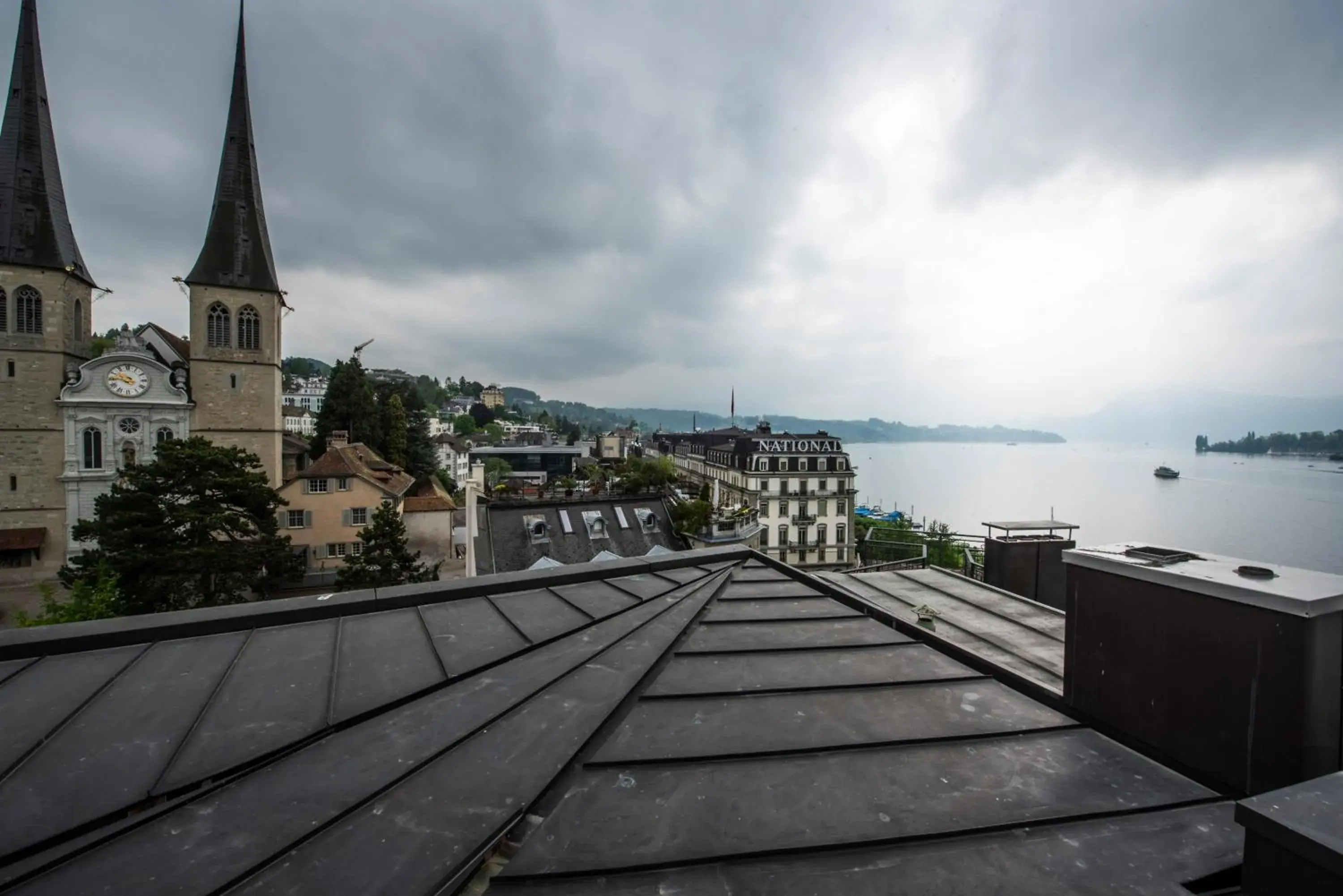 Apartment with City View in Lucerne Lake View Apartments Apartment with City View in Lucerne Lake View Apartments