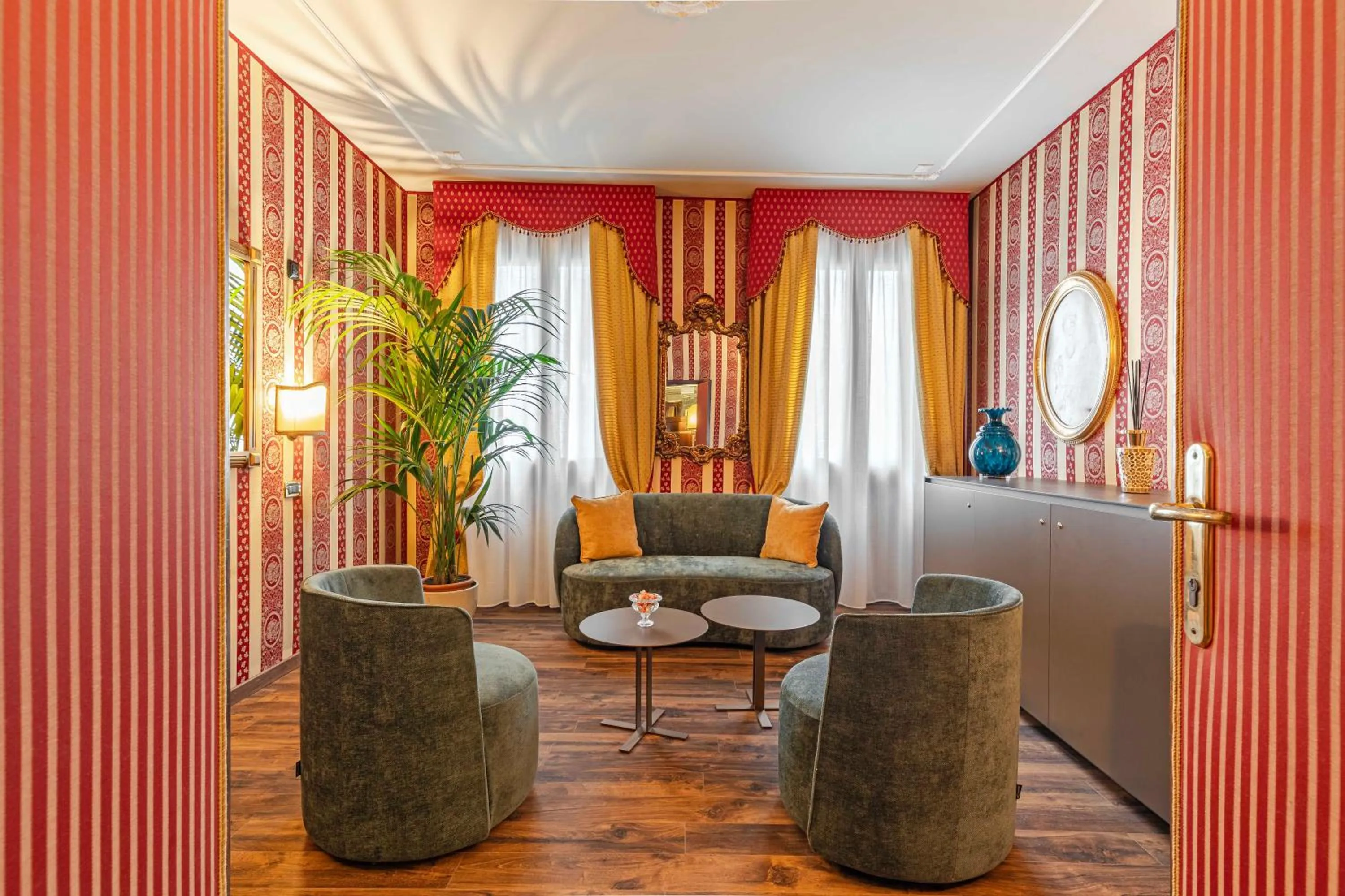 Seating area in Ca' Morosini