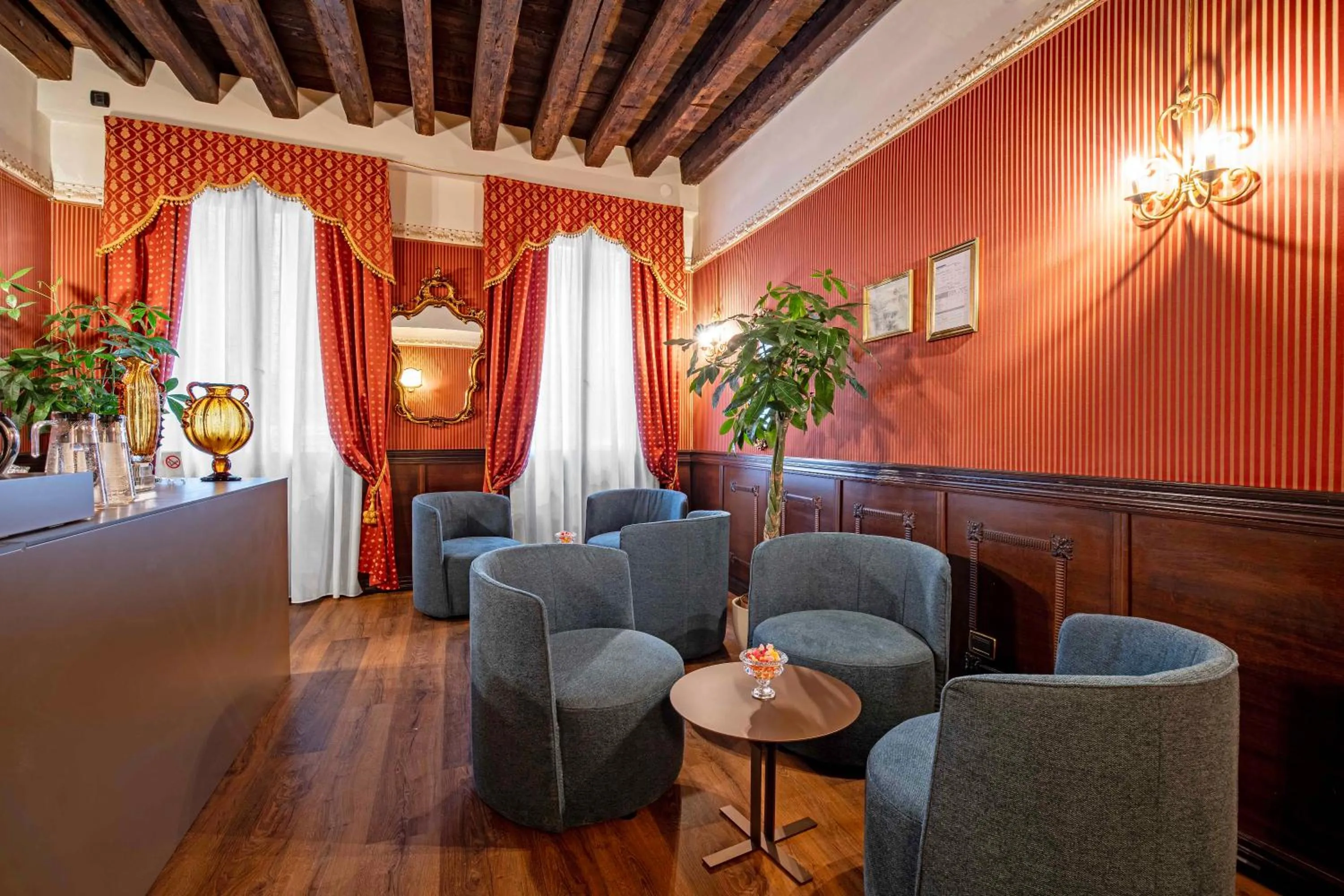 Seating area in Ca' Morosini