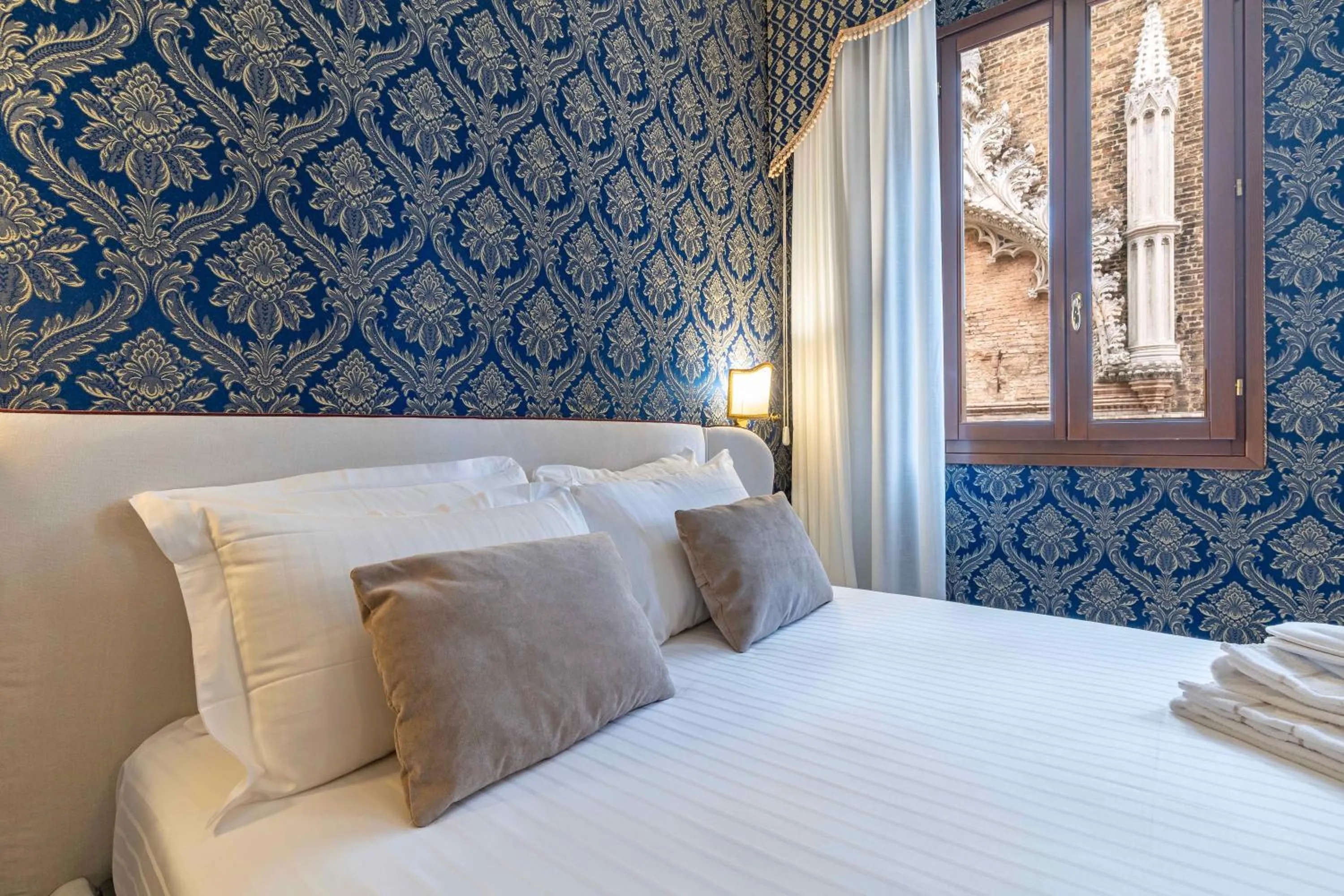 Bedroom, Bed in Ca' Morosini