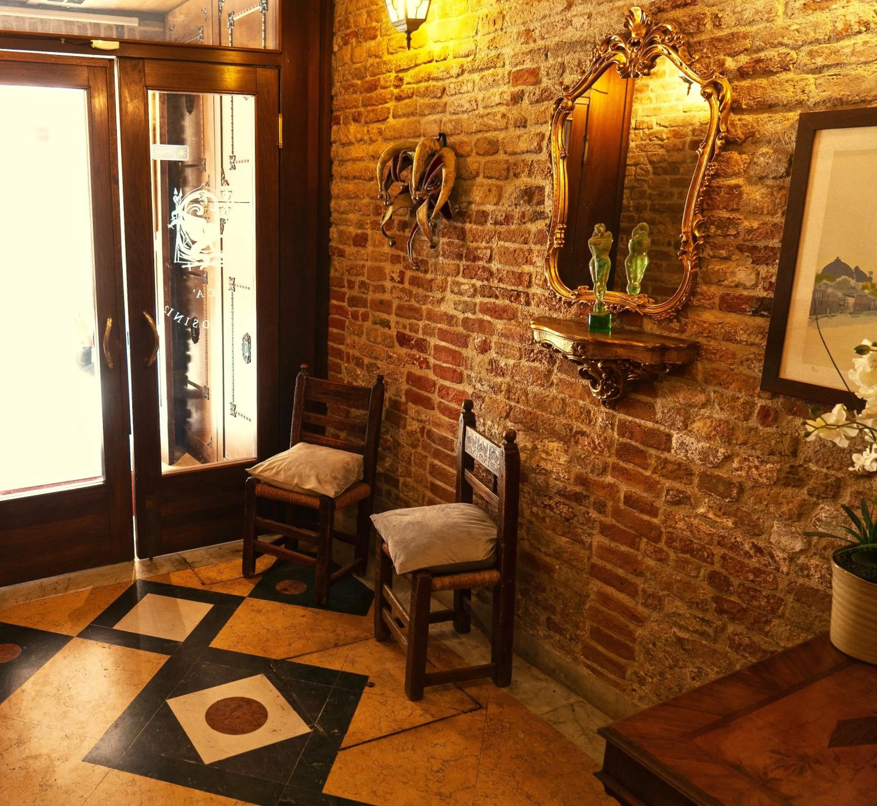 Facade/entrance in Ca' Morosini