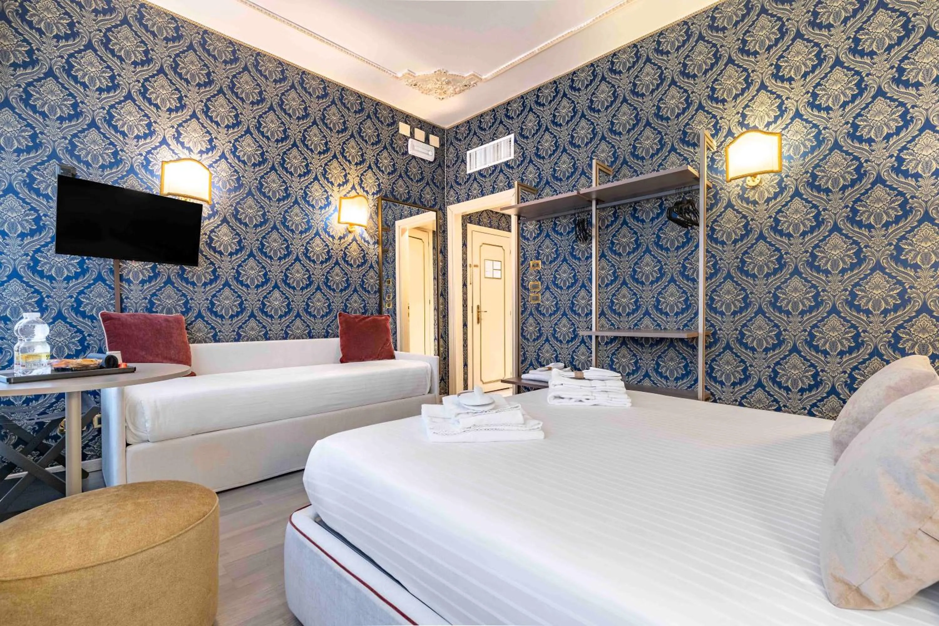 Bedroom, Bed in Ca' Morosini