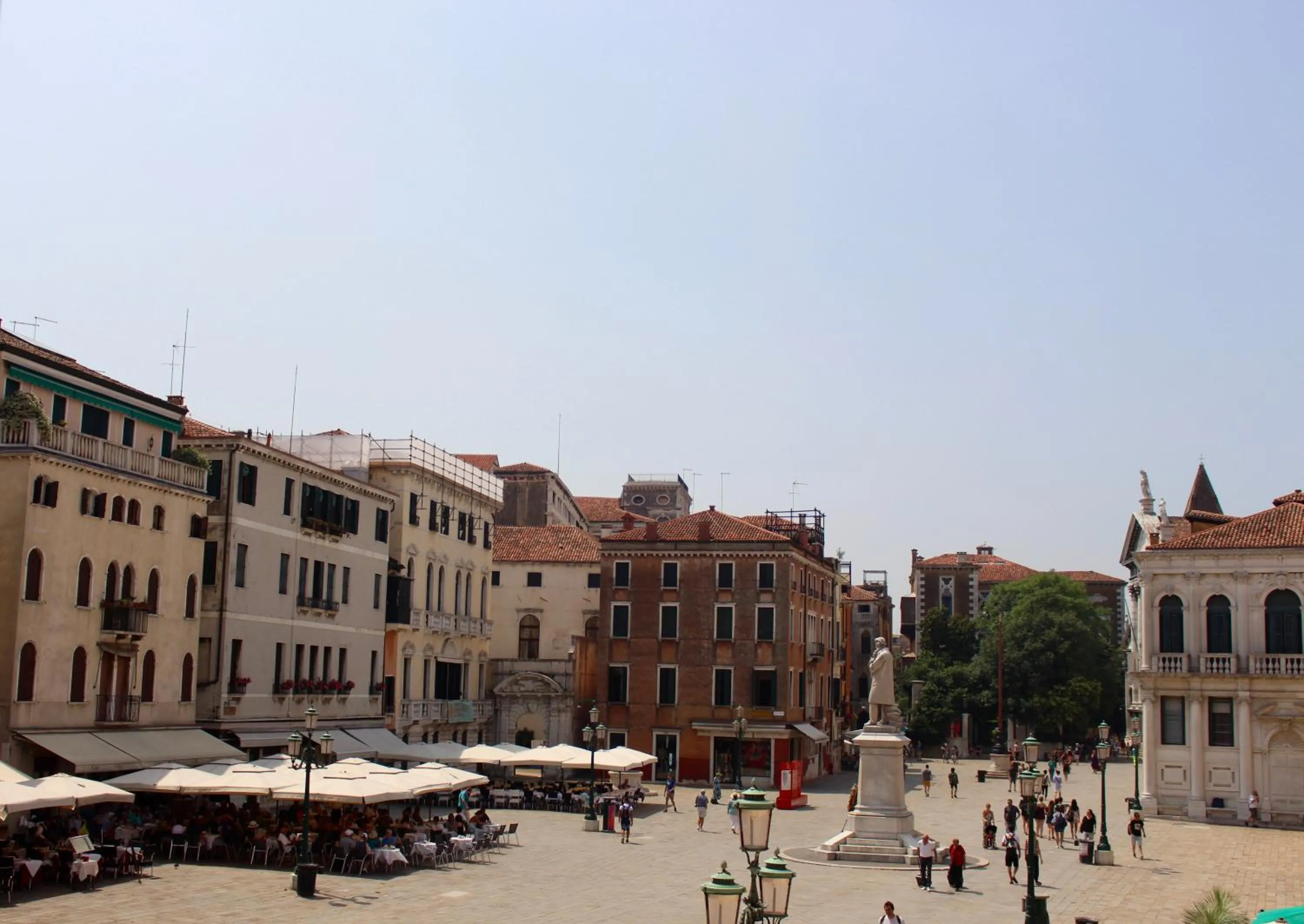 Property building in Ca' Morosini