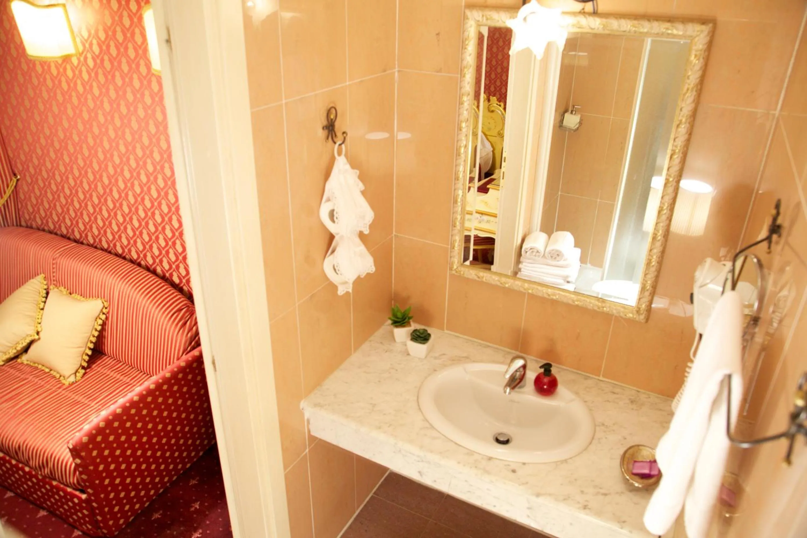 Bathroom in Ca' Morosini