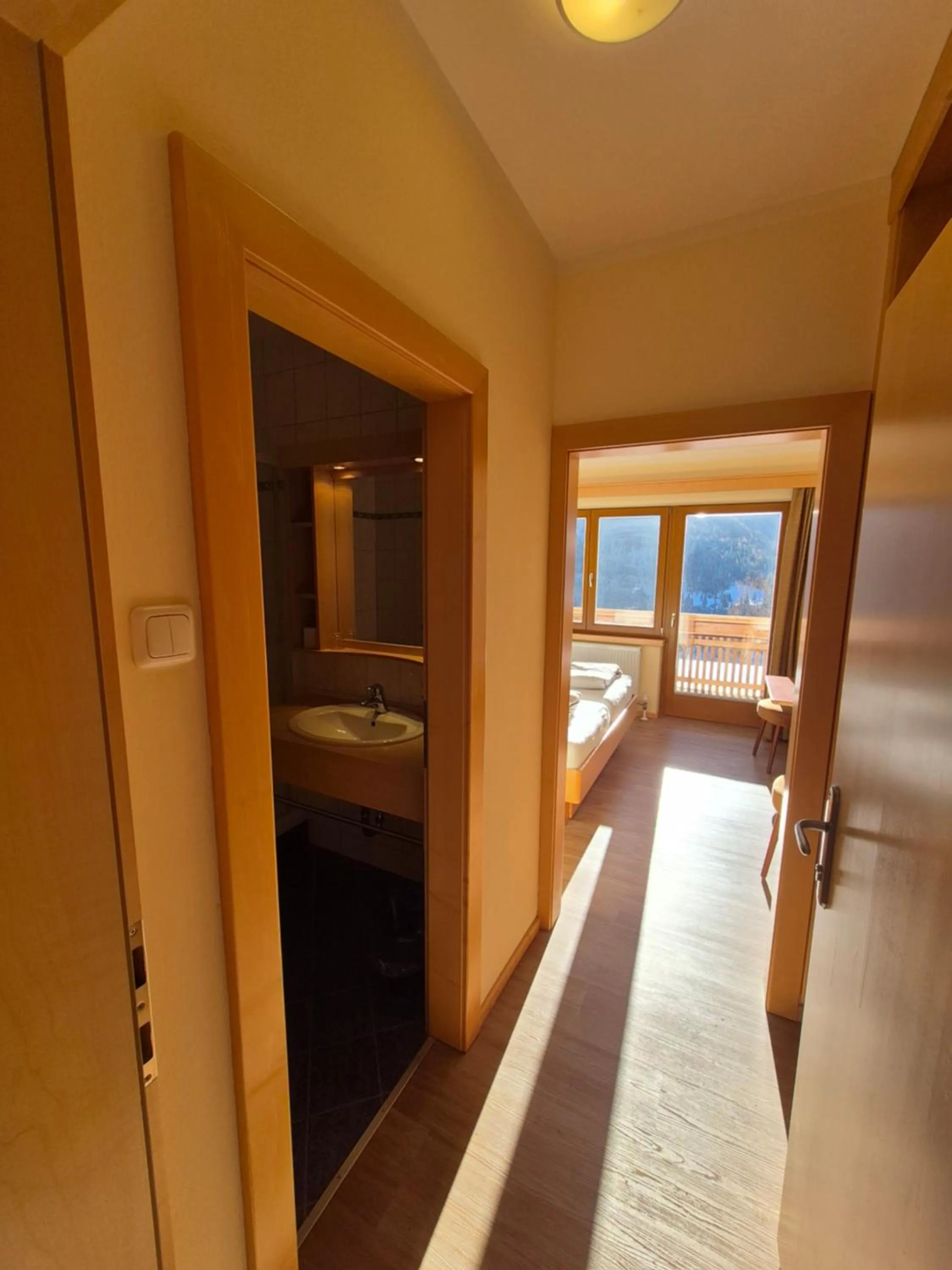 Photo of the whole room, Bed in Hotel Restaurant Raunig