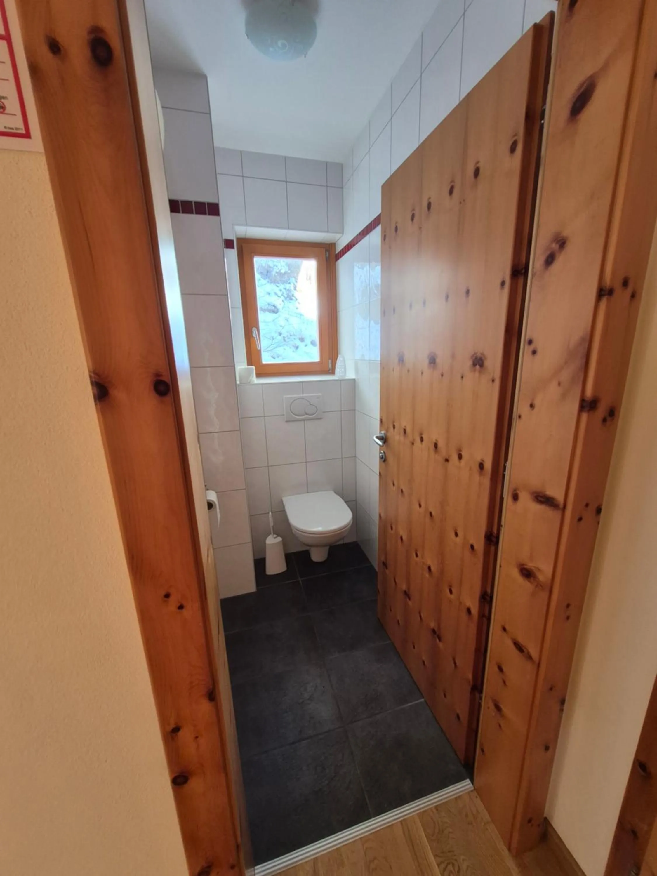 Toilet in Hotel Restaurant Raunig