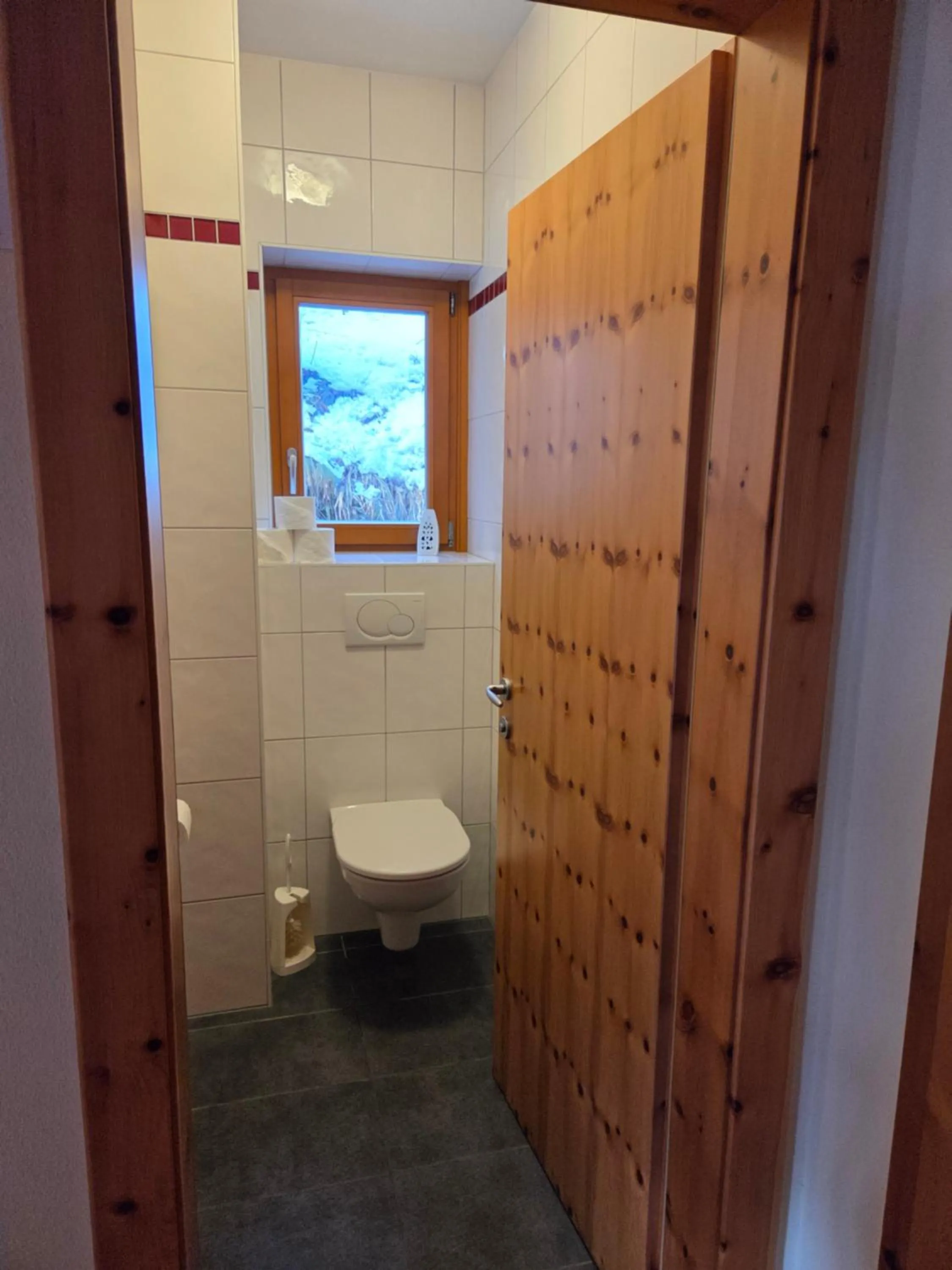 Toilet in Hotel Restaurant Raunig