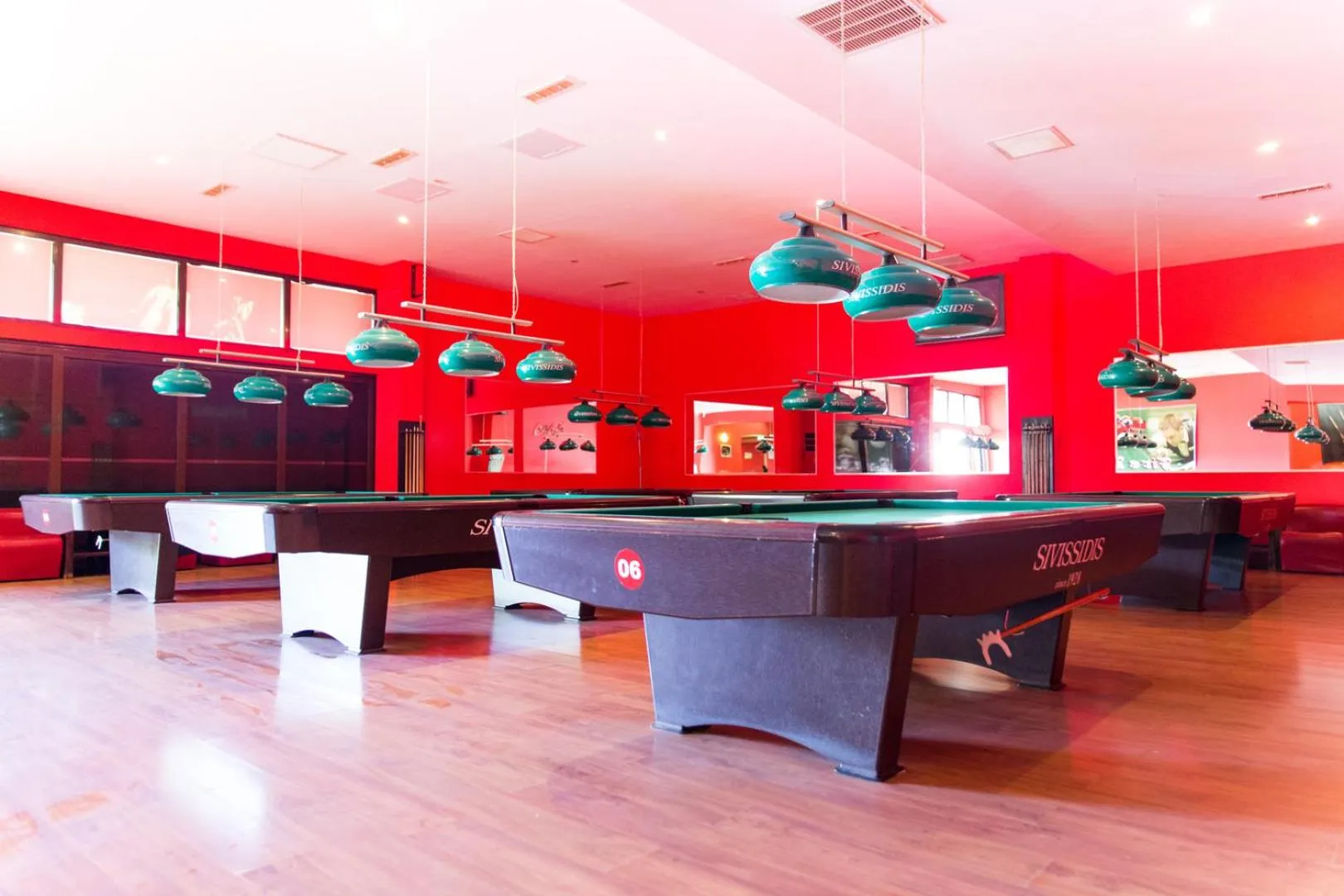 Billiard in Hotel Zamca Suceava