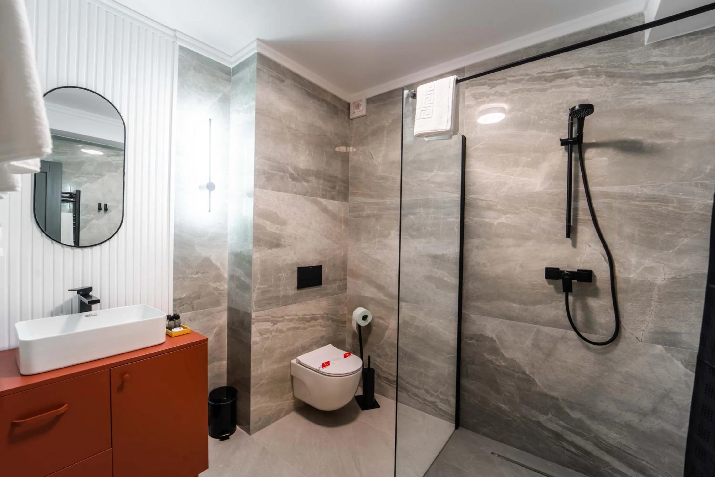 Shower in Hotel Zamca Suceava