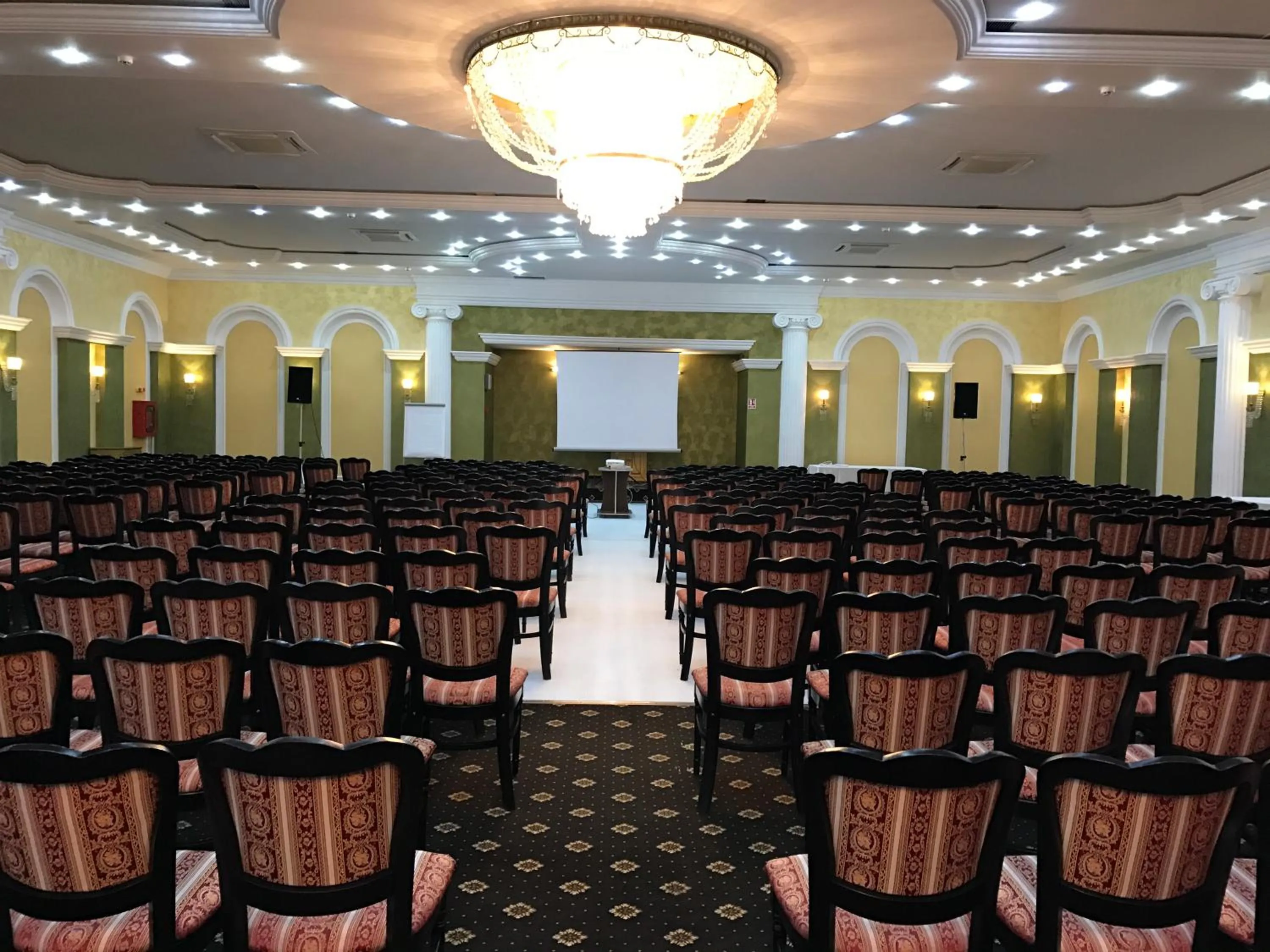 Business facilities in Hotel Zamca Suceava