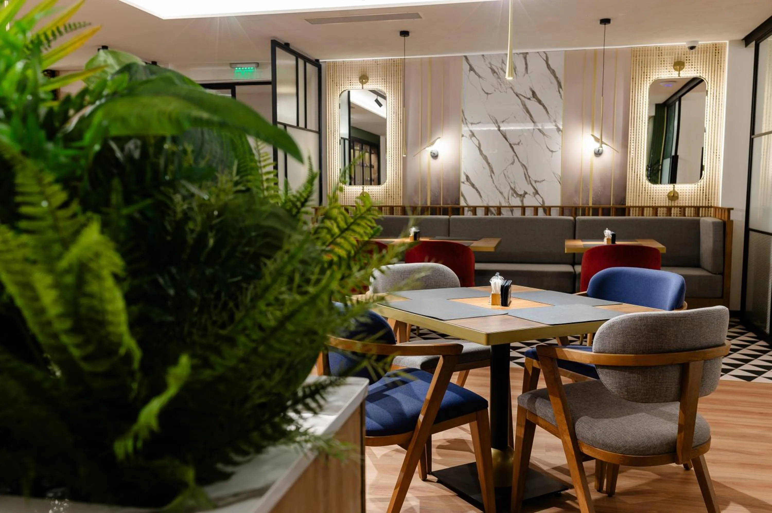 Restaurant/places to eat in Hotel Zamca Suceava