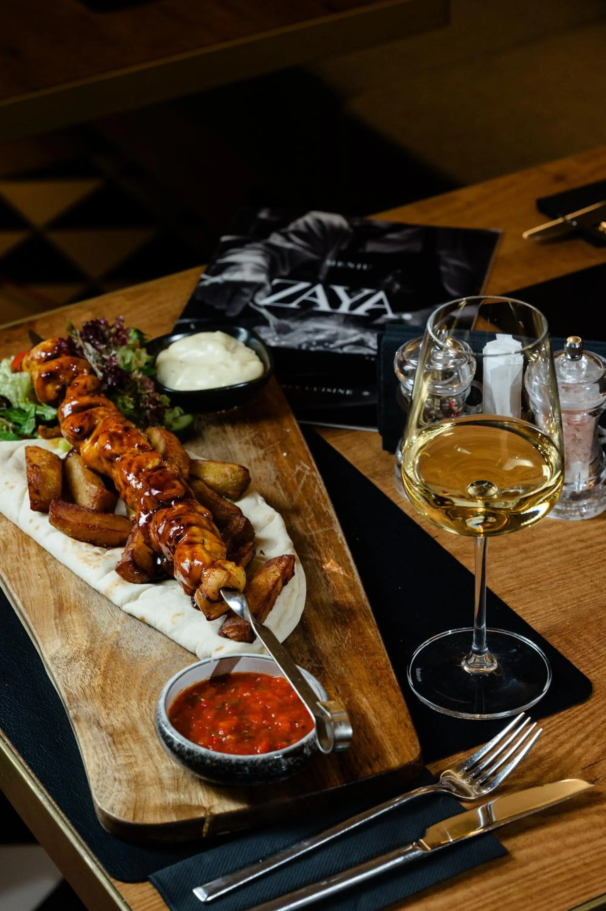 Restaurant/places to eat in Hotel Zamca Suceava