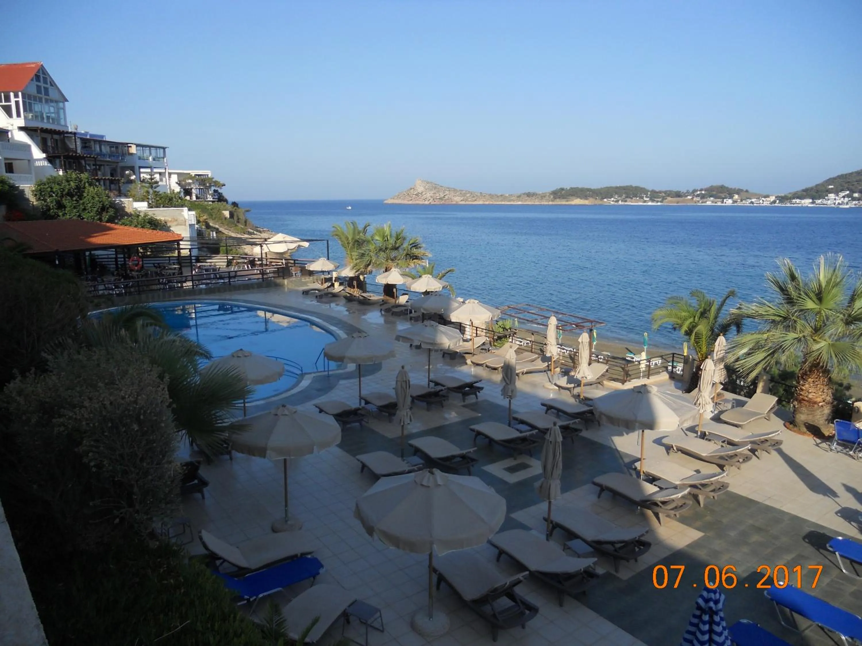 Swimming pool in Plaza Hotel